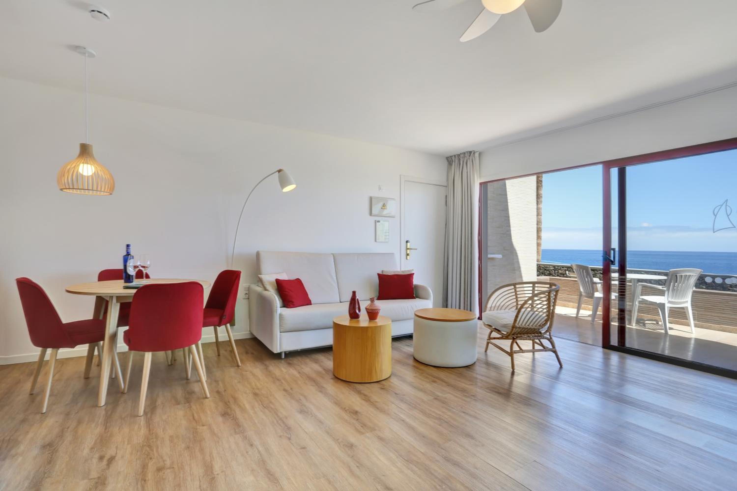 Apartment with Sea View photo 3