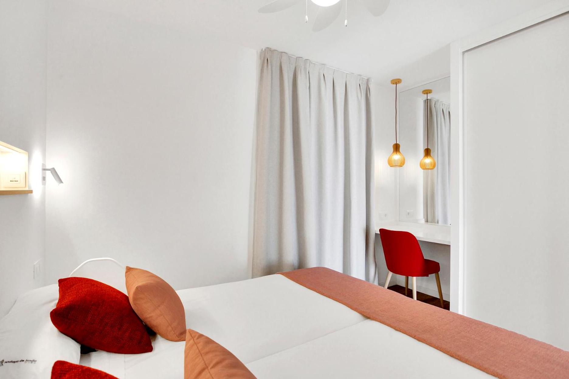 One-Bedroom Apartment with Front Sea View (3 Adults + 1 Child) photo 3