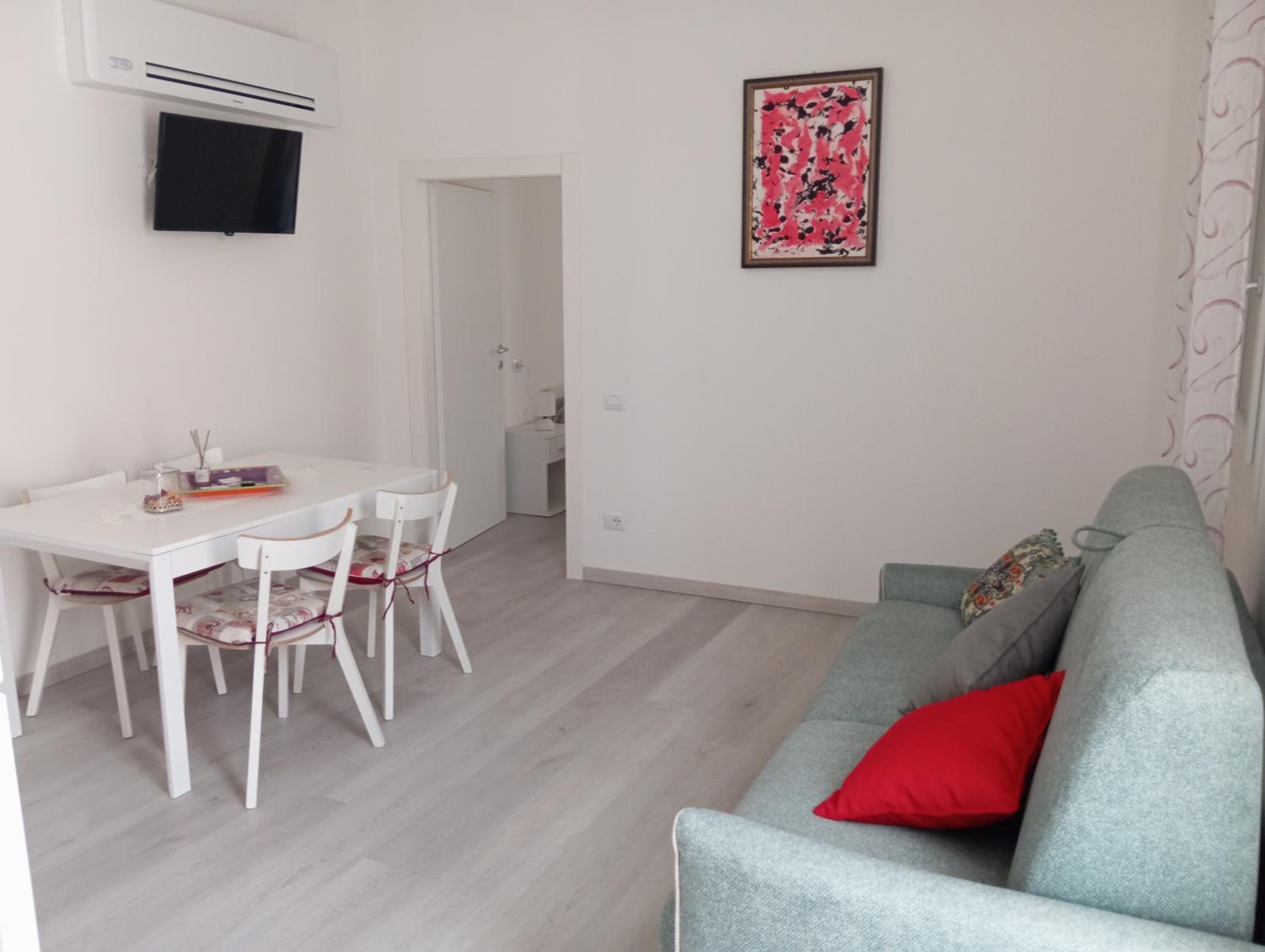 Apartment with Balcony photo 1