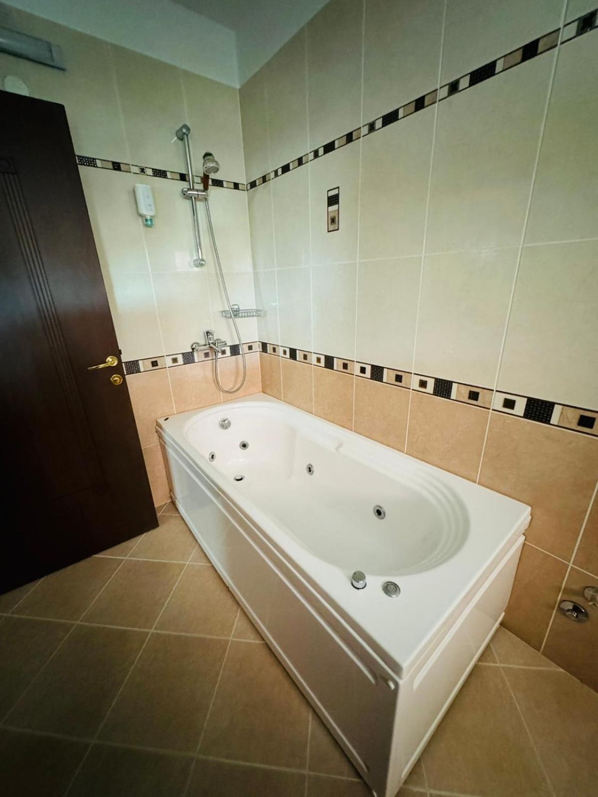 Two-Bedroom Apartment - Photo 10