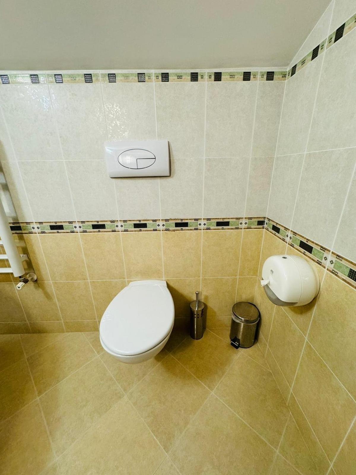 Two-Bedroom Apartment - Photo 6