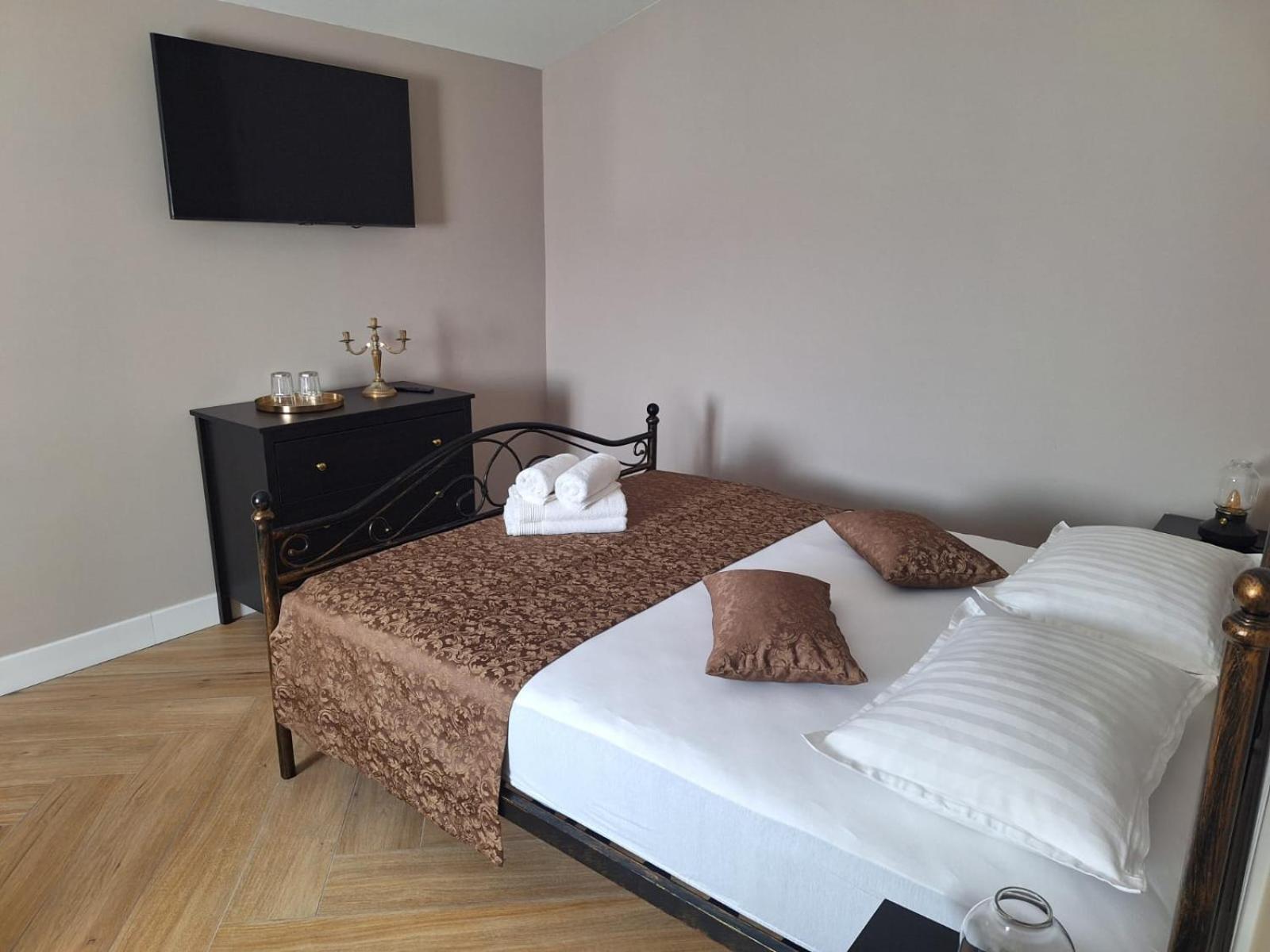 Deluxe Double Room - Photo 2
