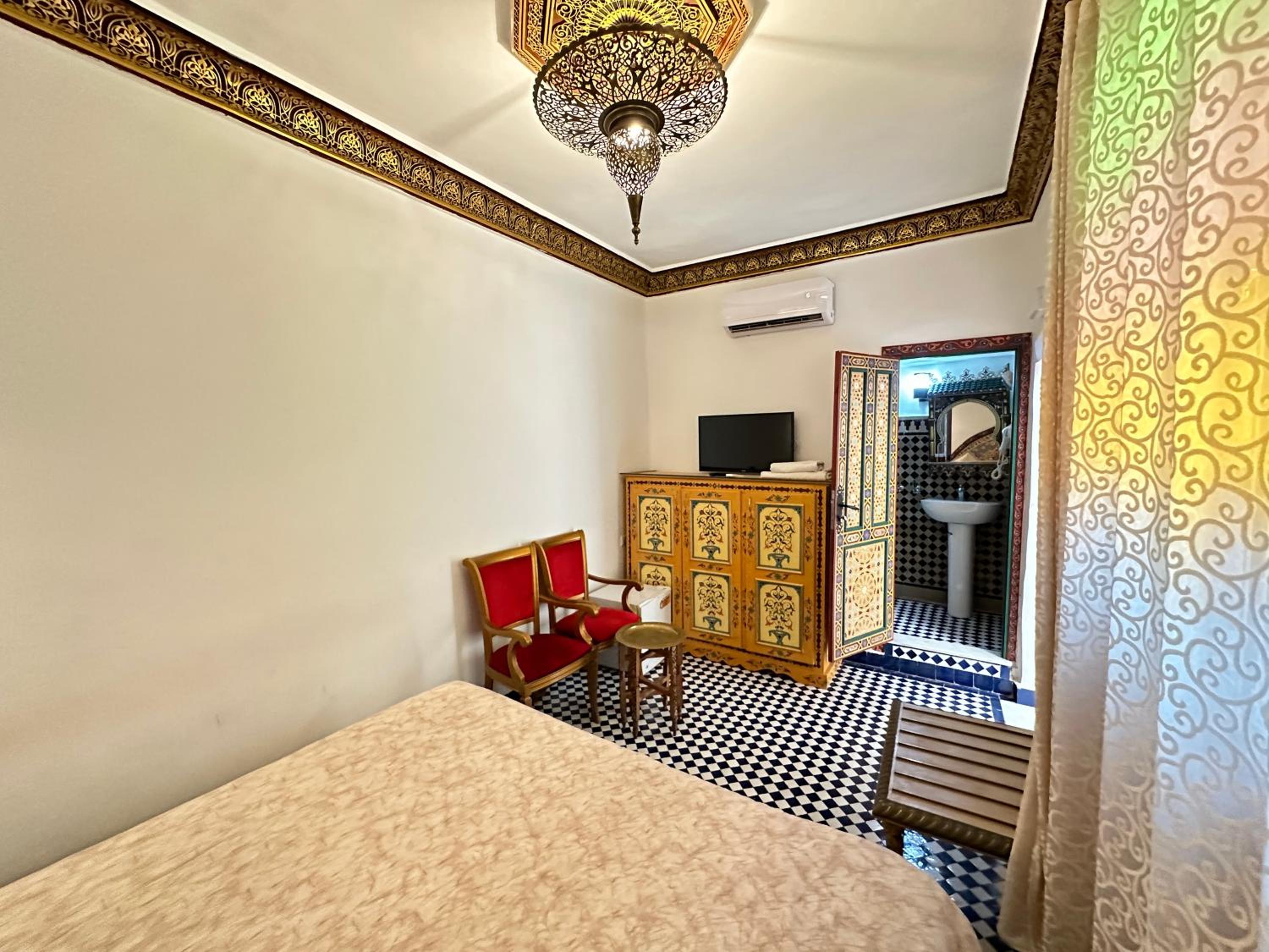 Deluxe Double or Twin Room