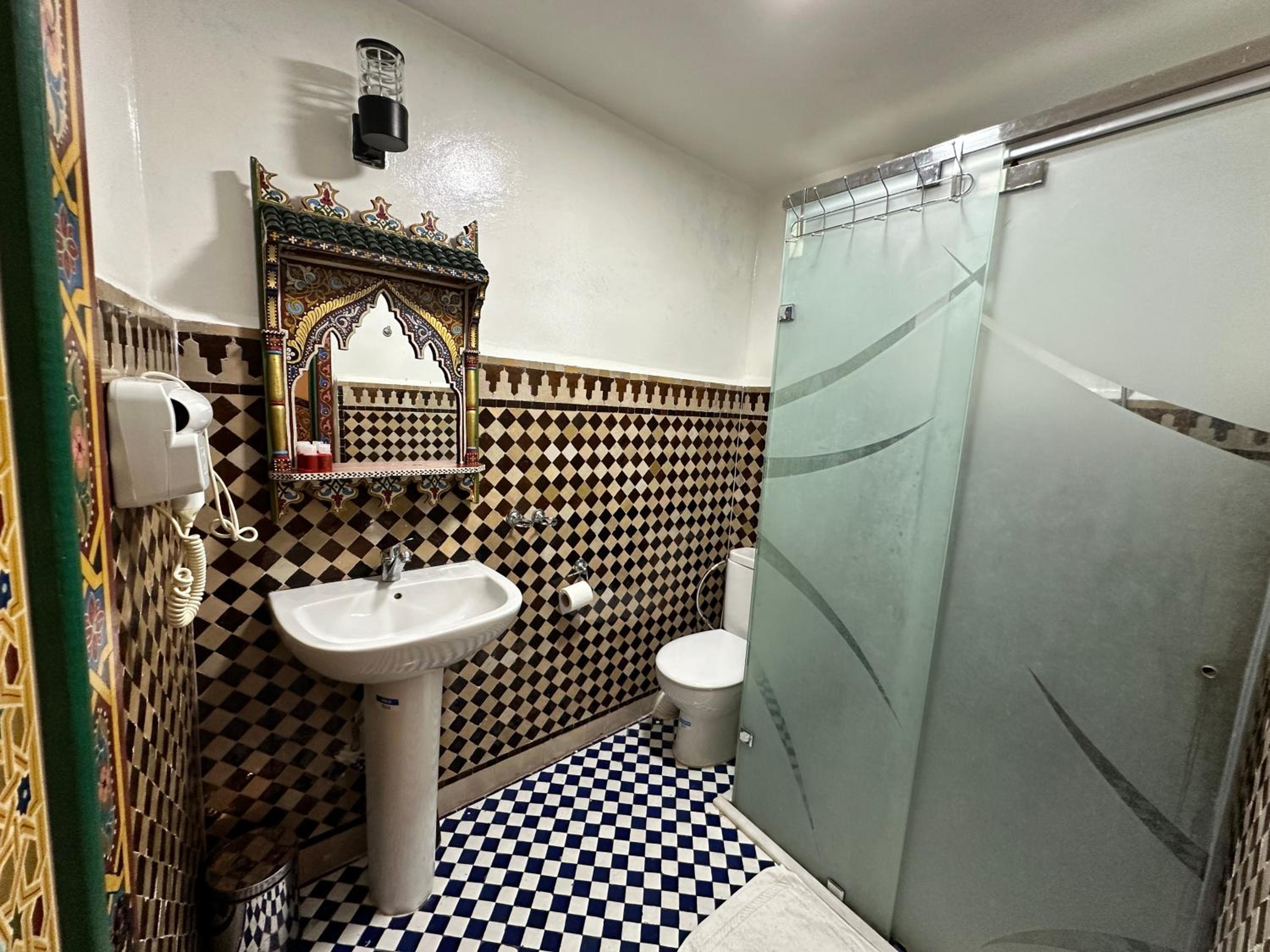 Deluxe Junior Suite - Photo 3