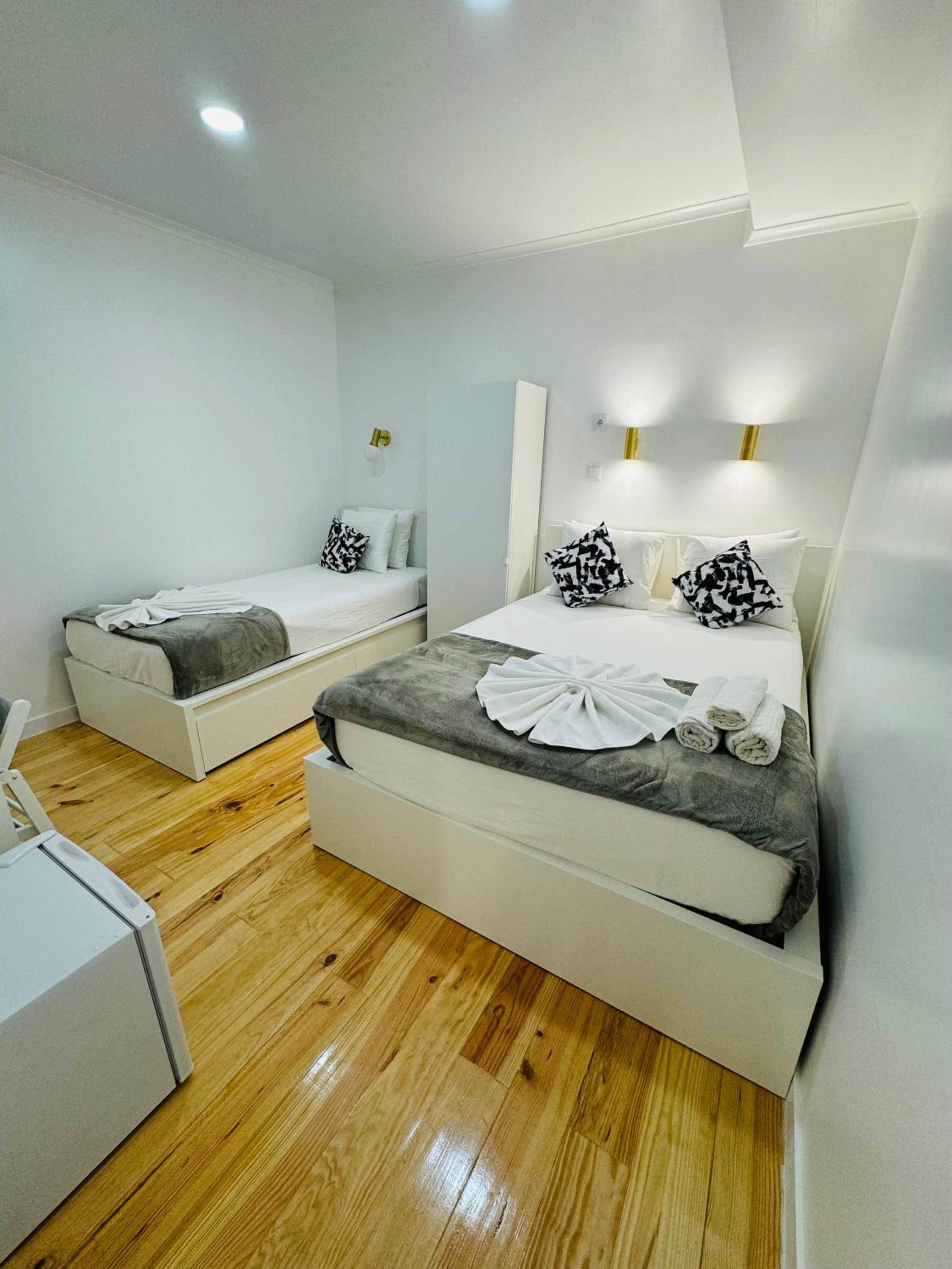 Triple Room with Private Bathroom photo 2