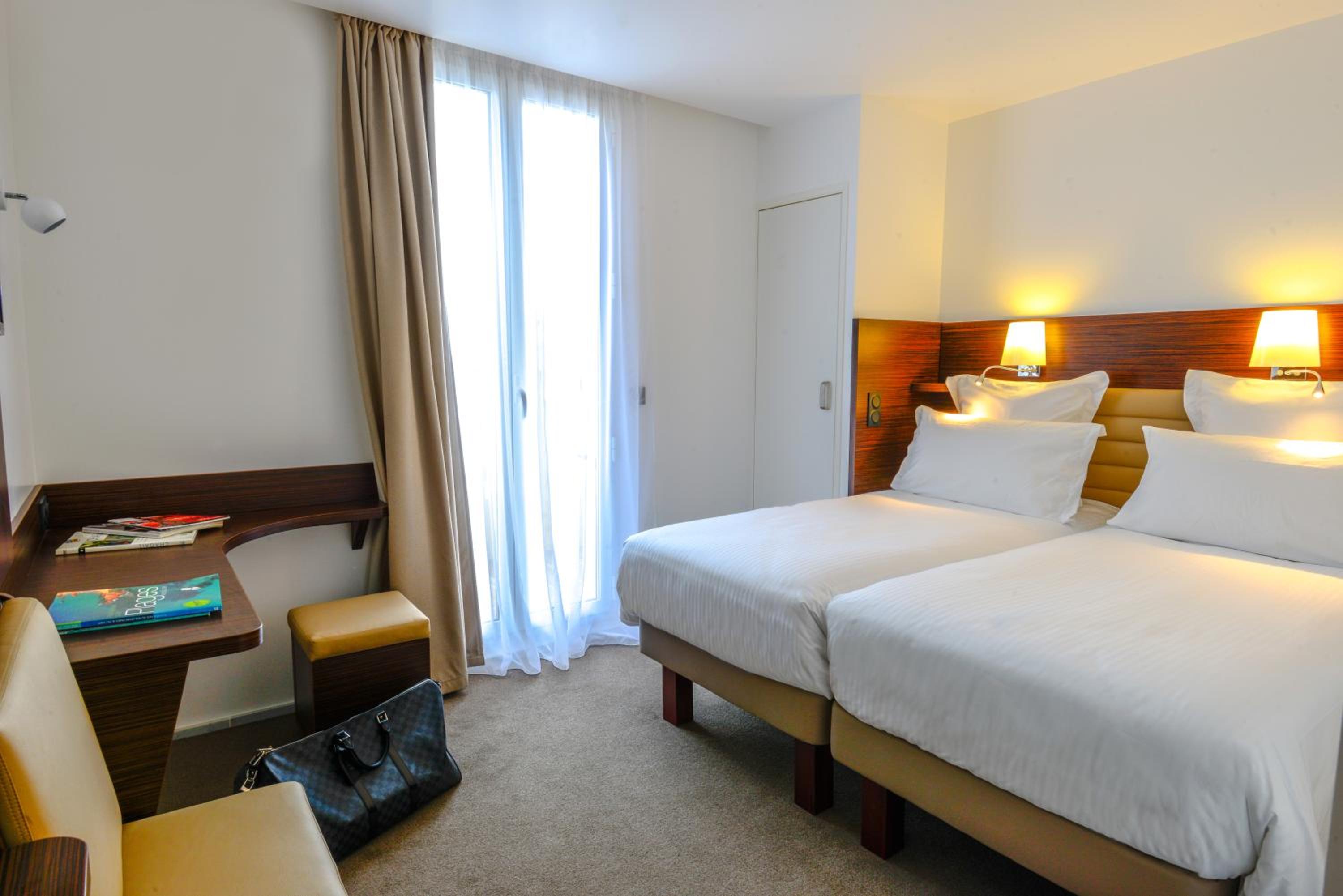 Twin Room with Balcony