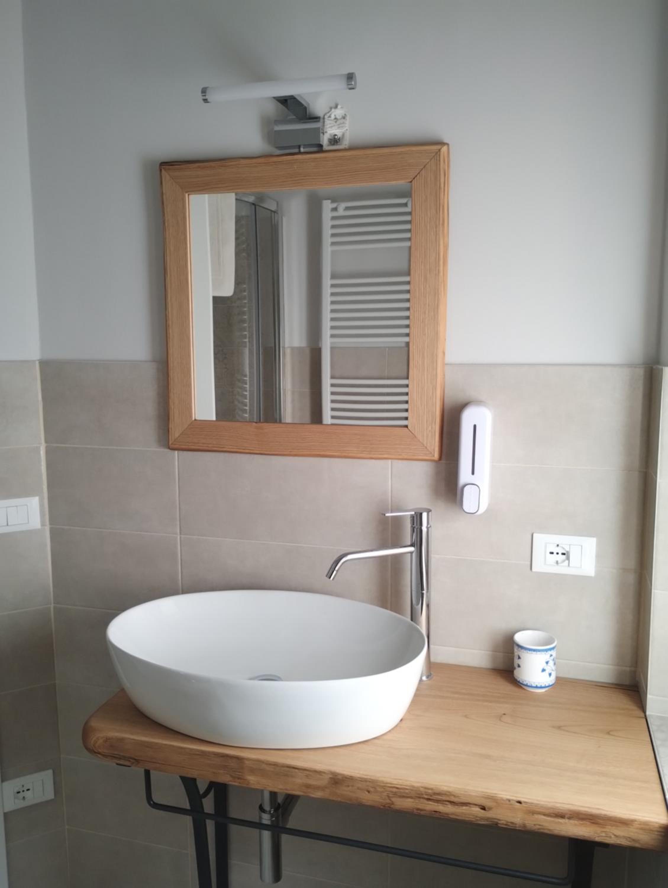 Double Room with Private Bathroom photo 3