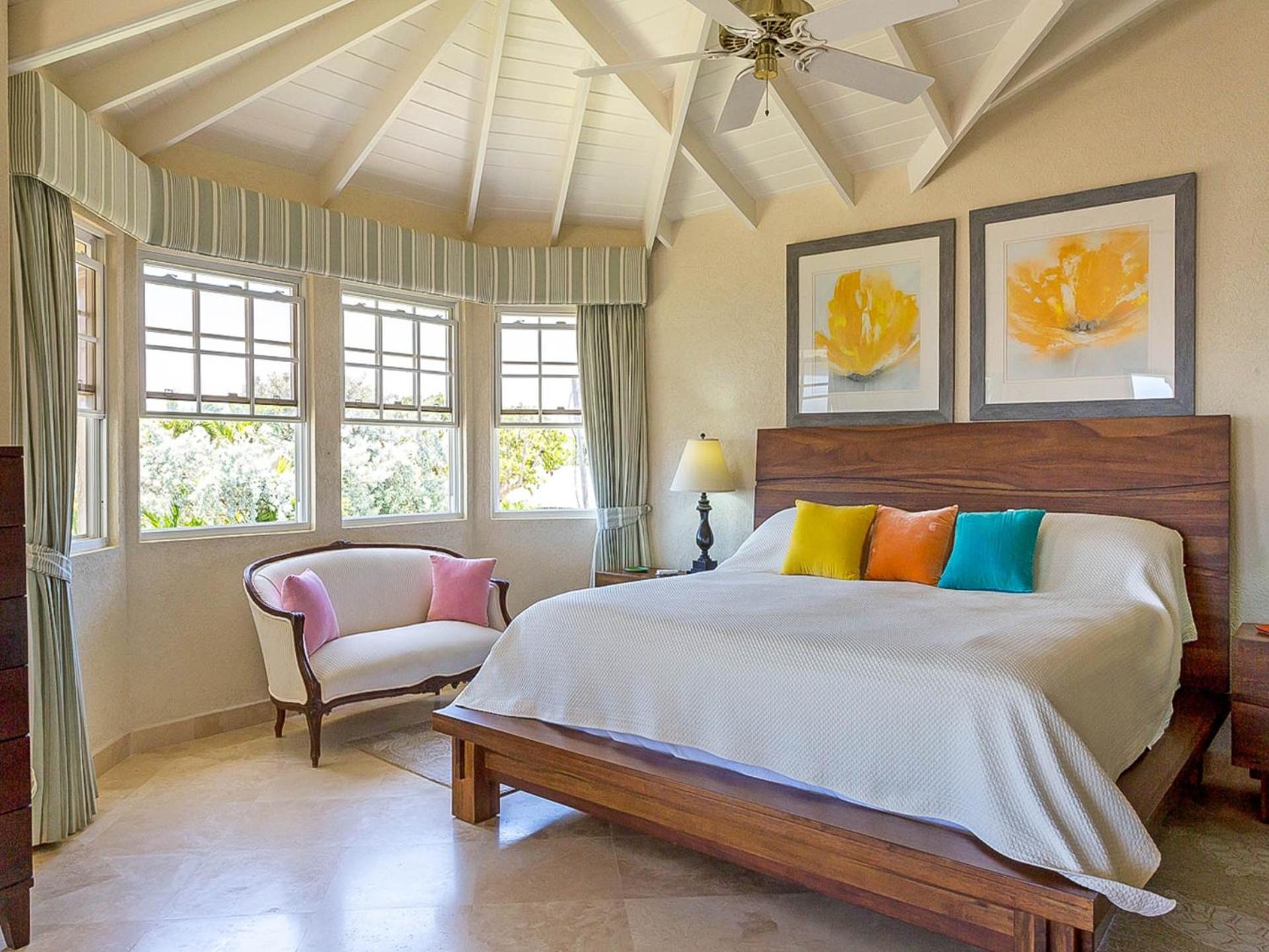 Four-Bedroom Vacation Home photo 1