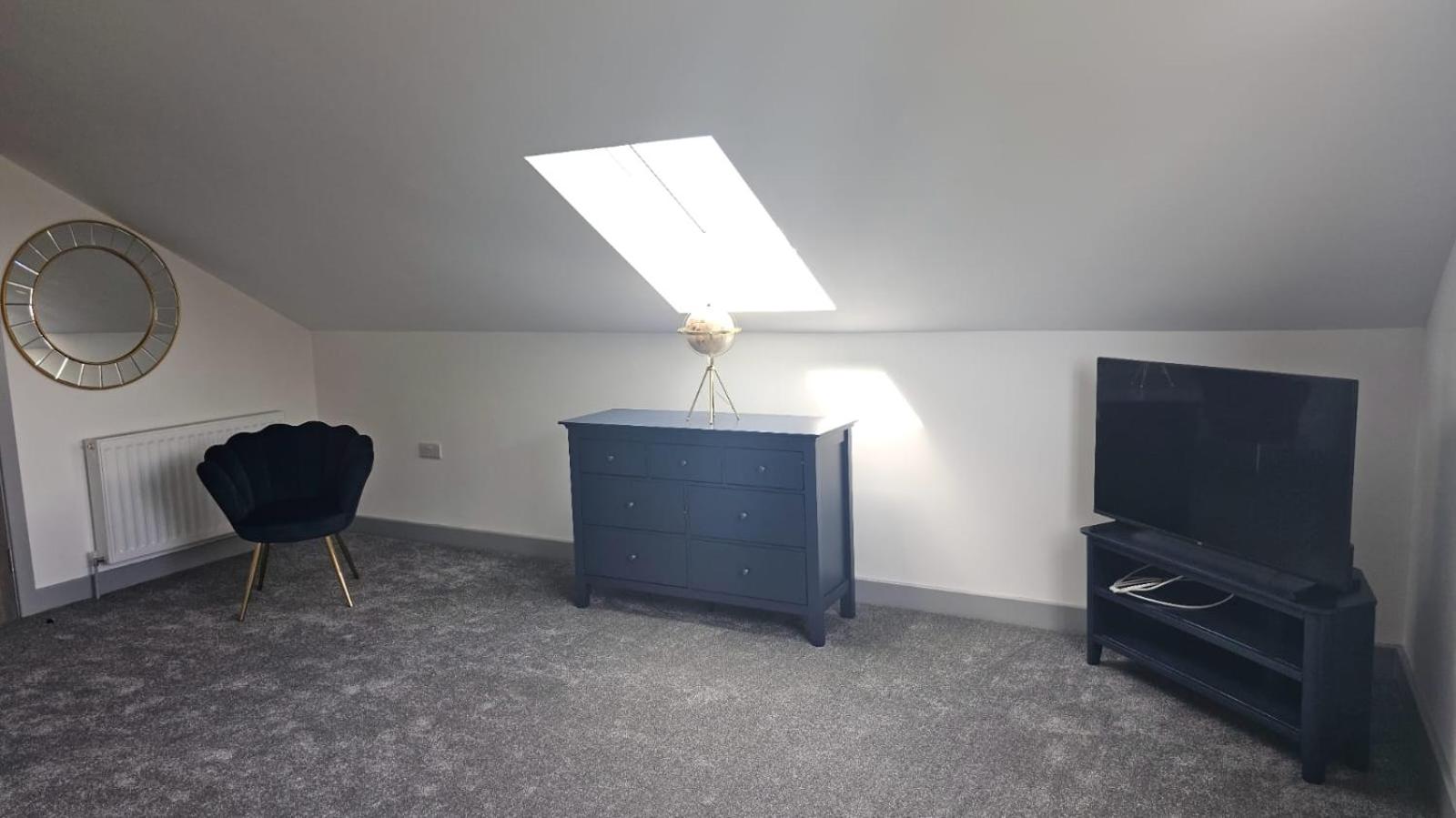 Apartment - Split Level photo 2
