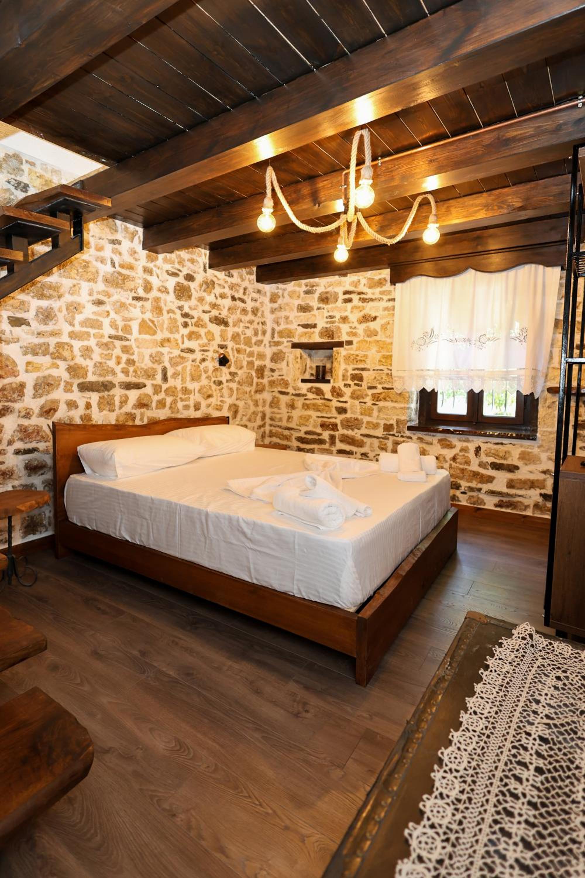 Duplex Quadruple Room