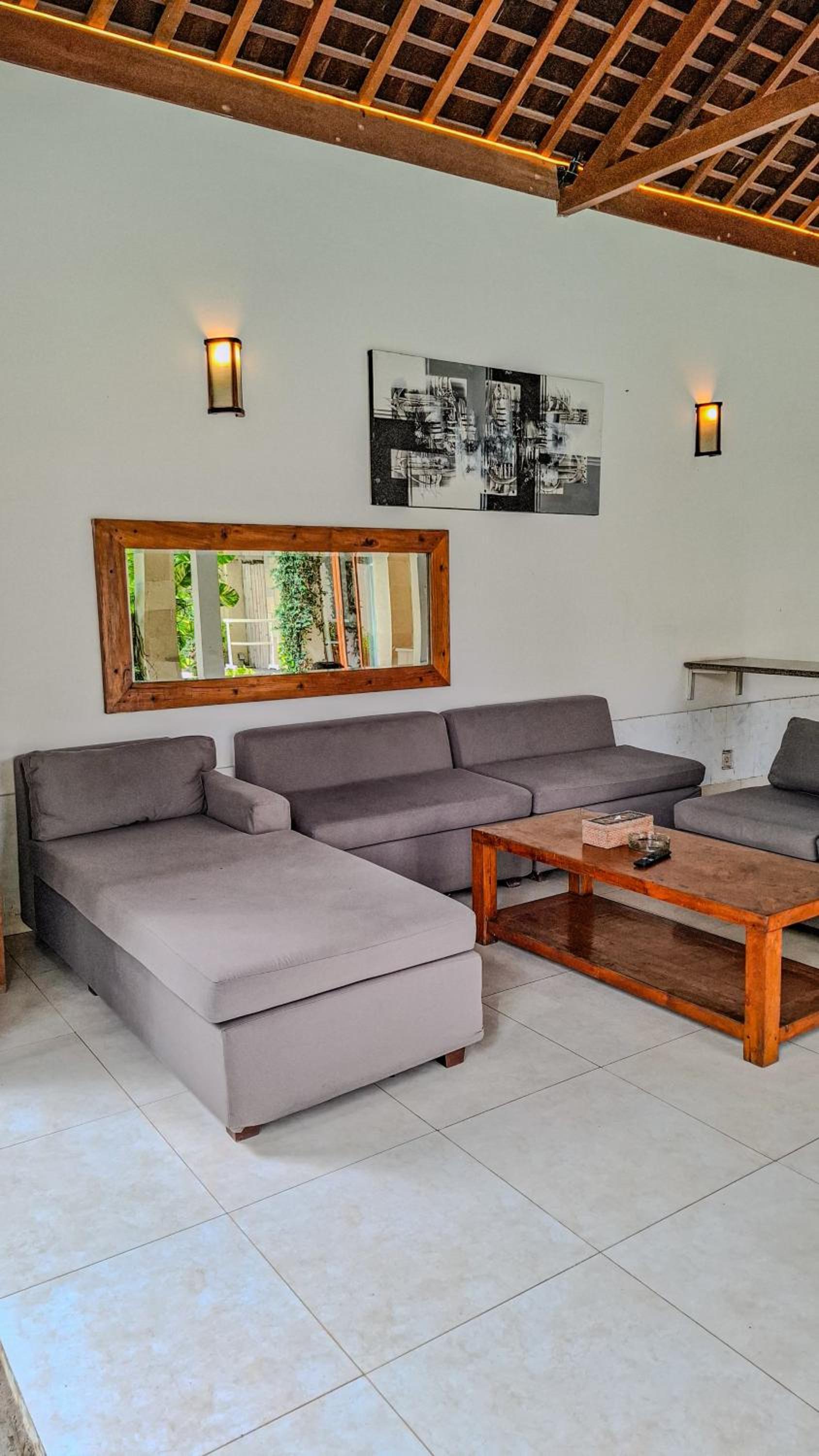 Three-Bedroom Villa photo 1
