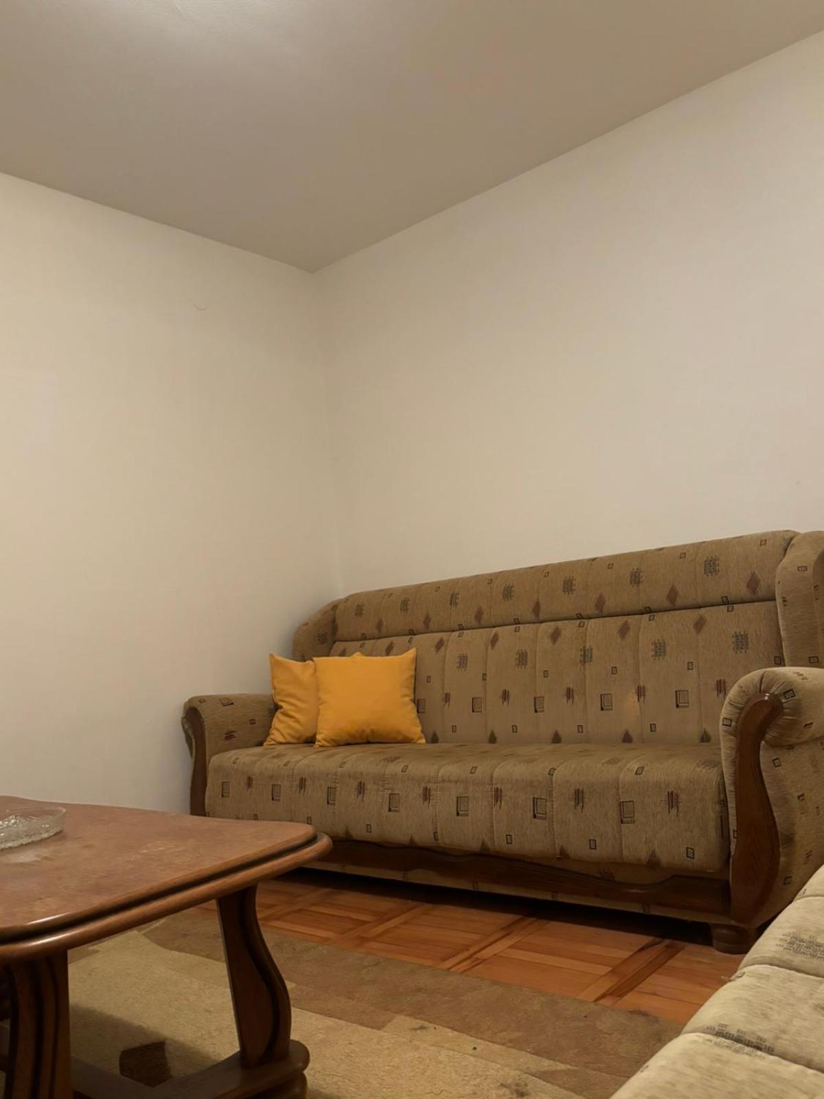 One-Bedroom Apartment photo 3