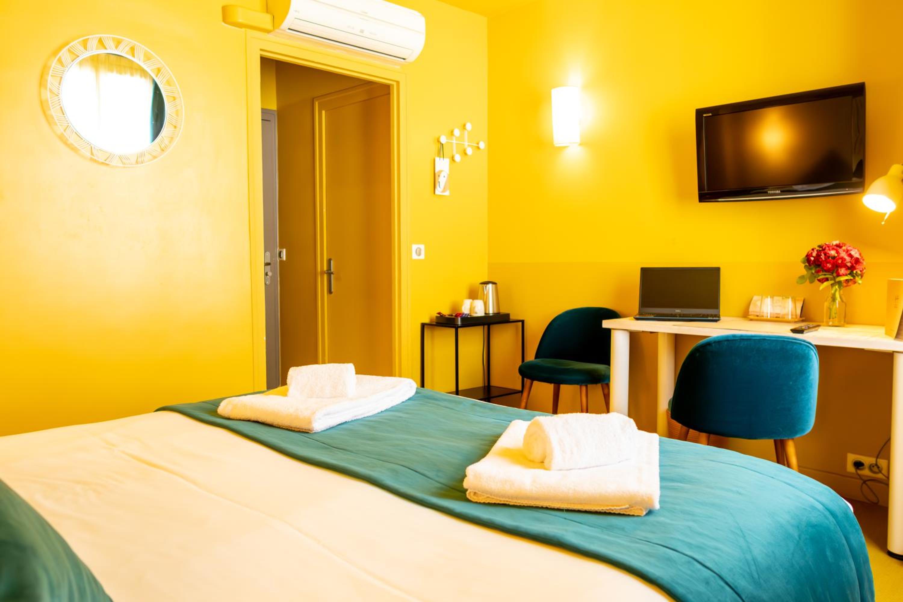 Queen-Size Superior Double Room - Photo 4