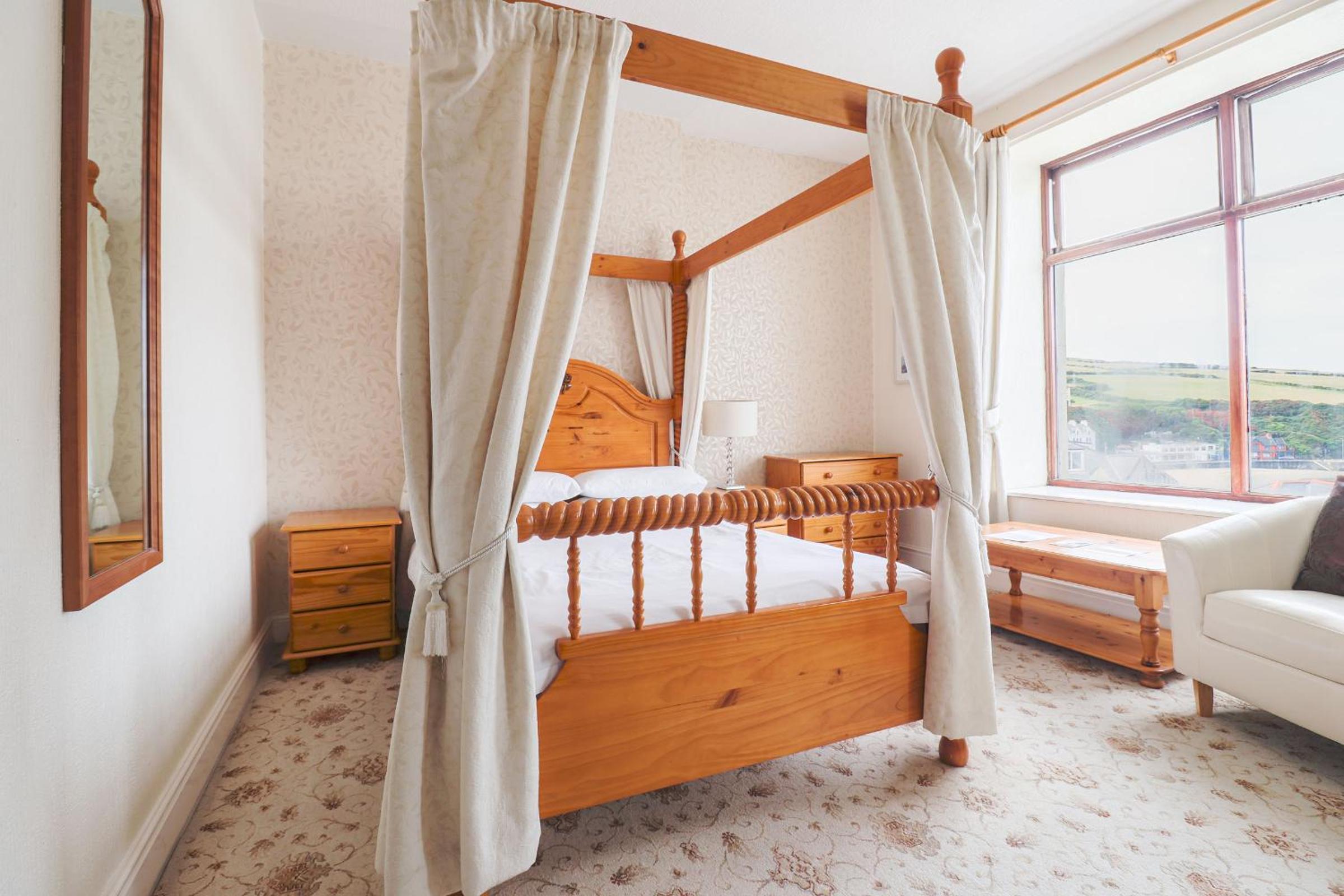 Double Room with Sea View photo 3