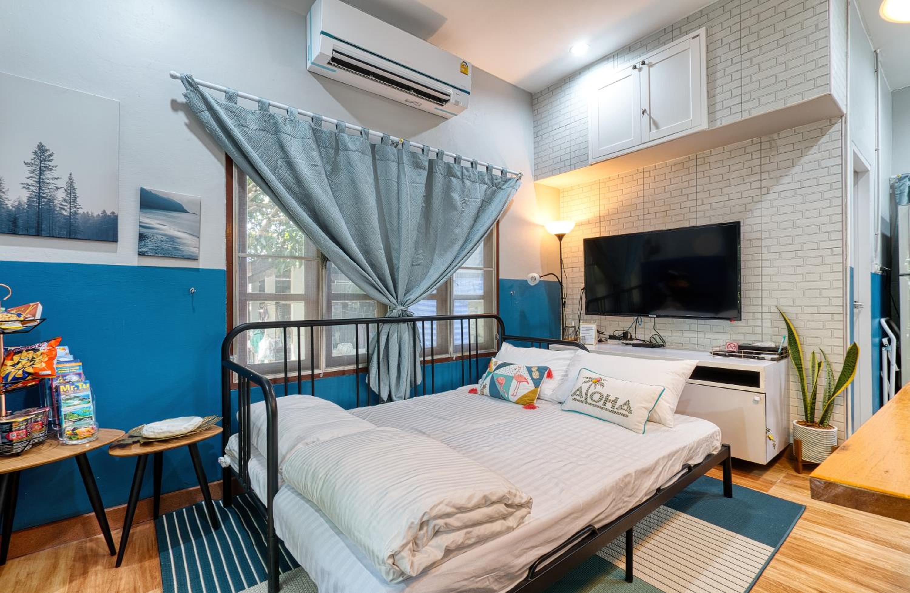 Two-Bedroom House - Photo 16