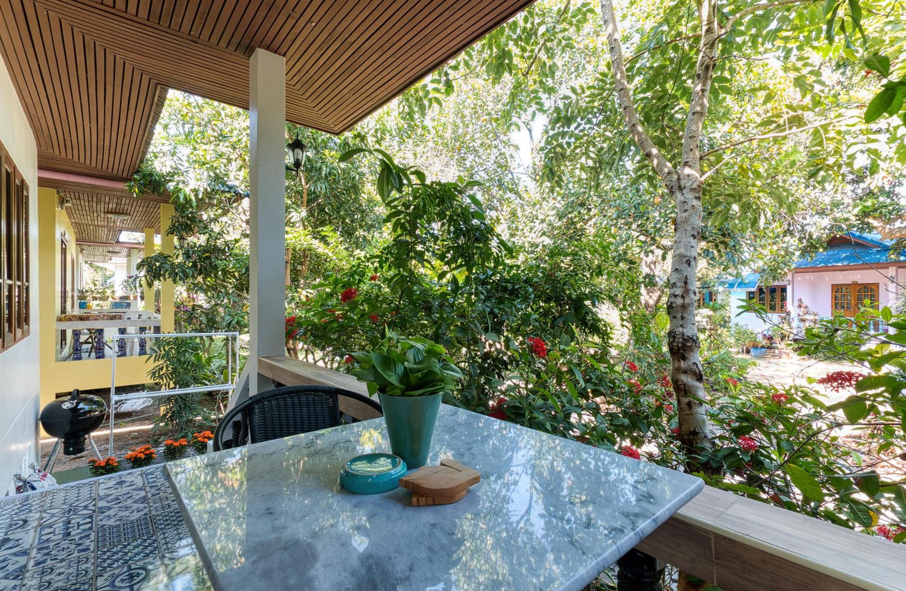 Two-Bedroom House - Photo 3