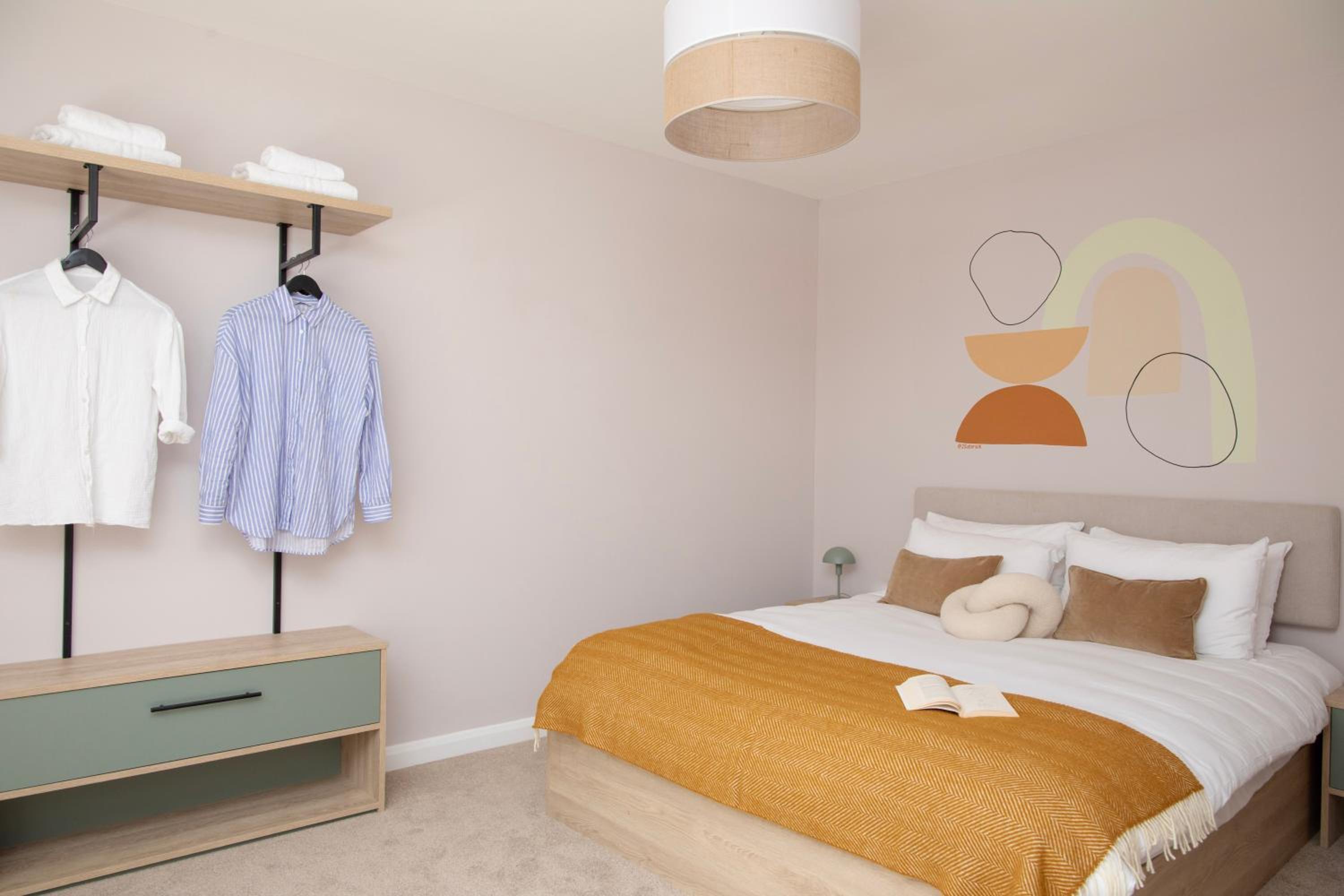 Spacious Apartment - 1 Bedroom with Kitchen