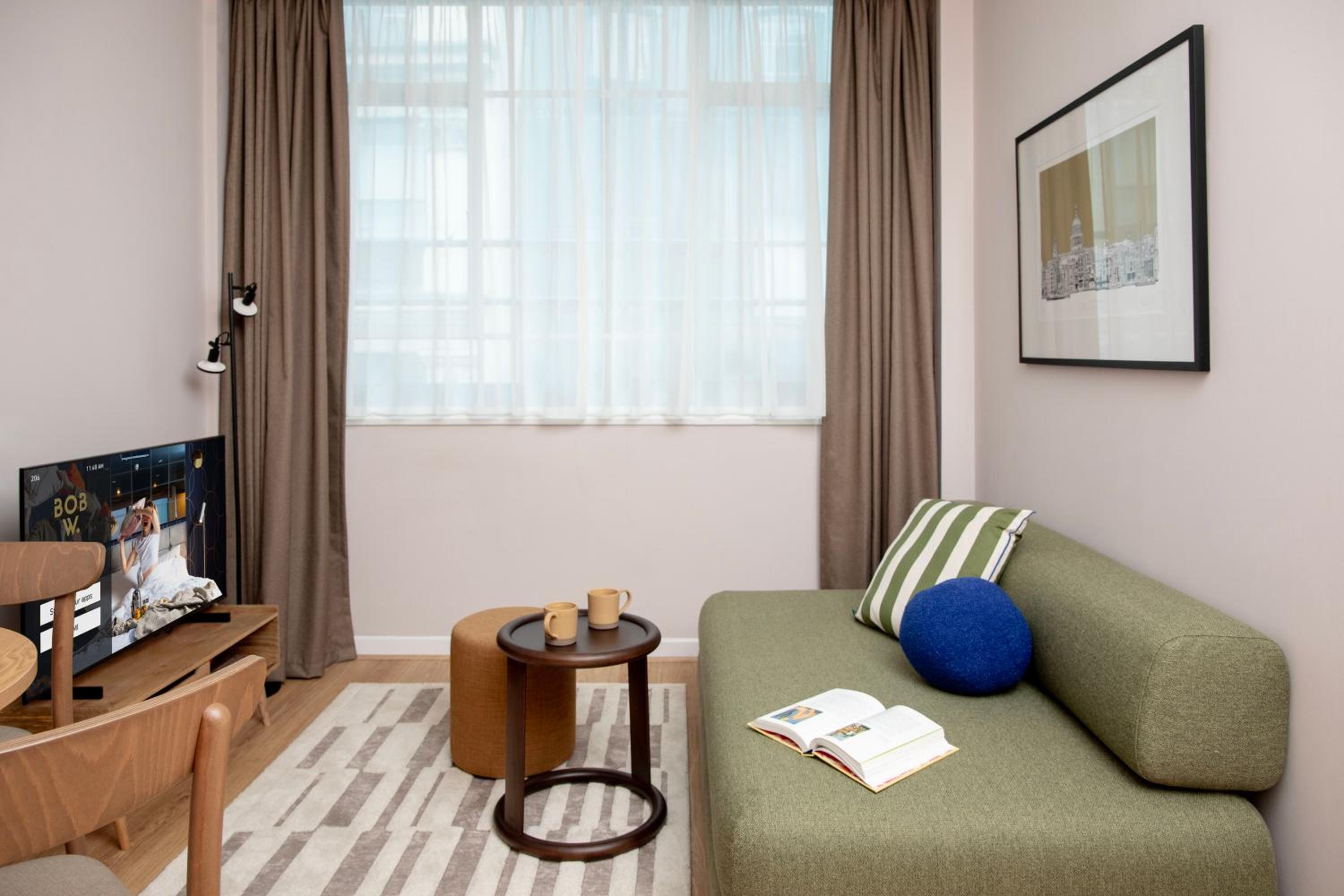 Original Apartment - 1 Bedroom with Kitchen