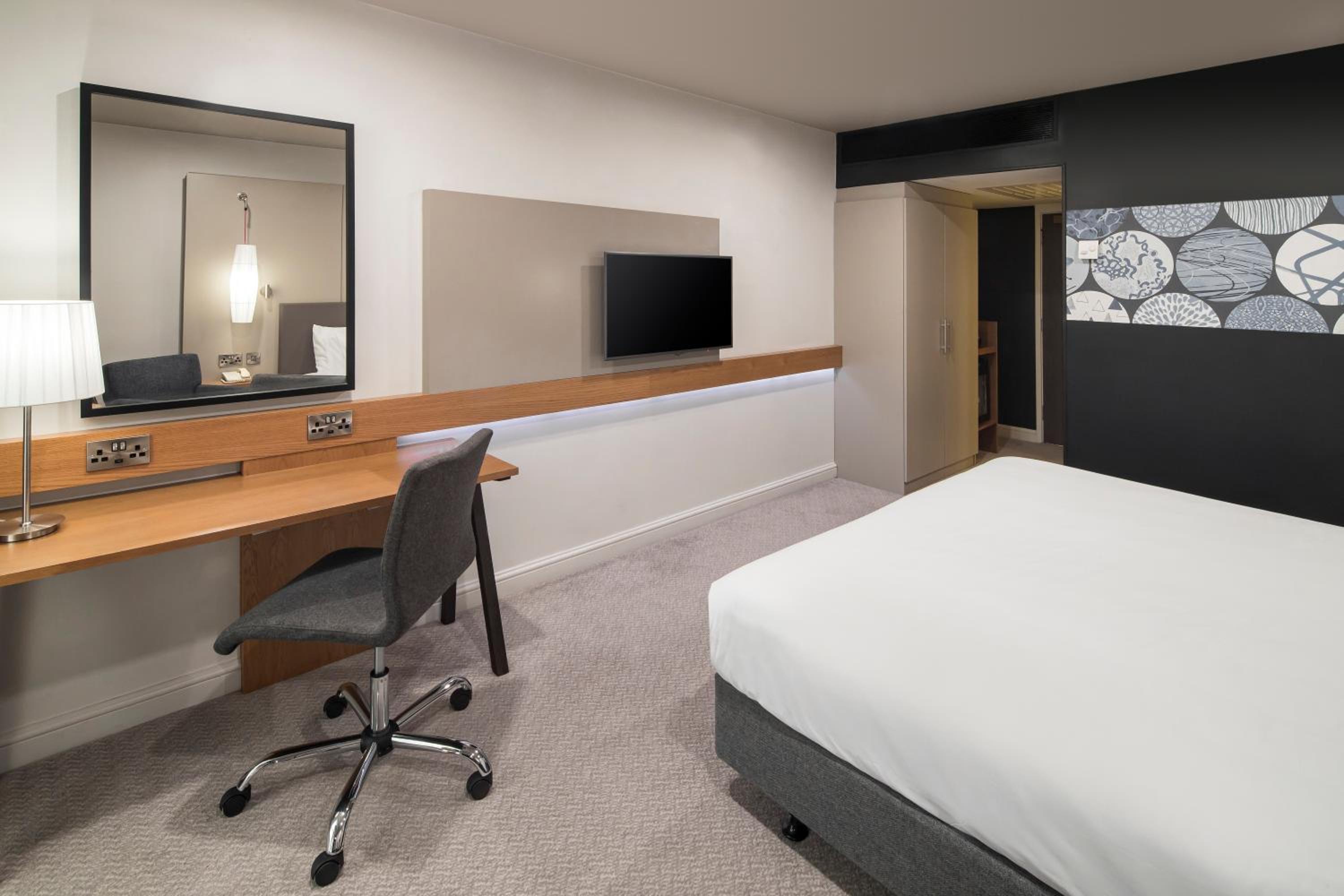 Standard King Room - Photo 2