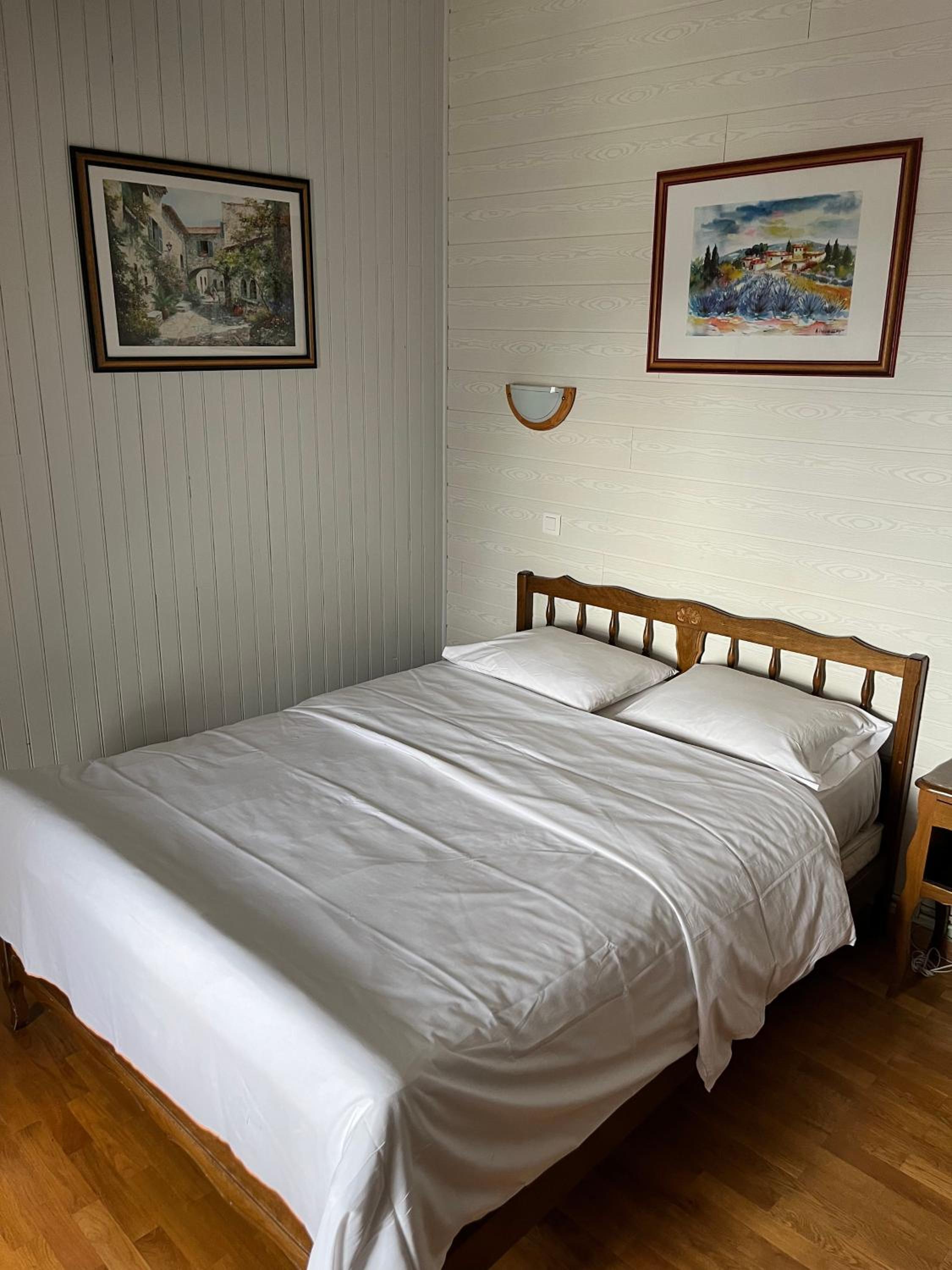 Standard Double Room photo 3