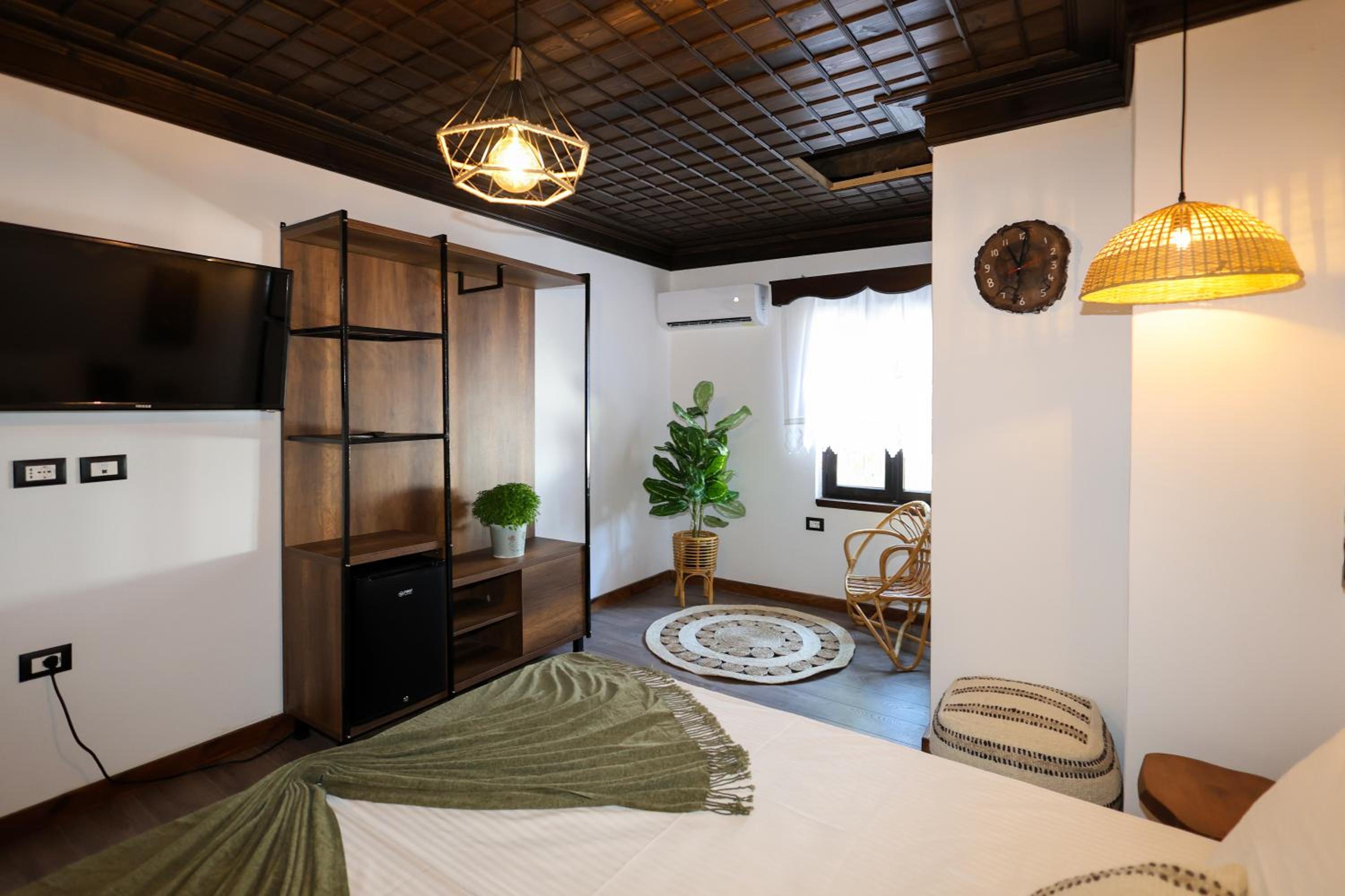 Deluxe Double Room photo 3