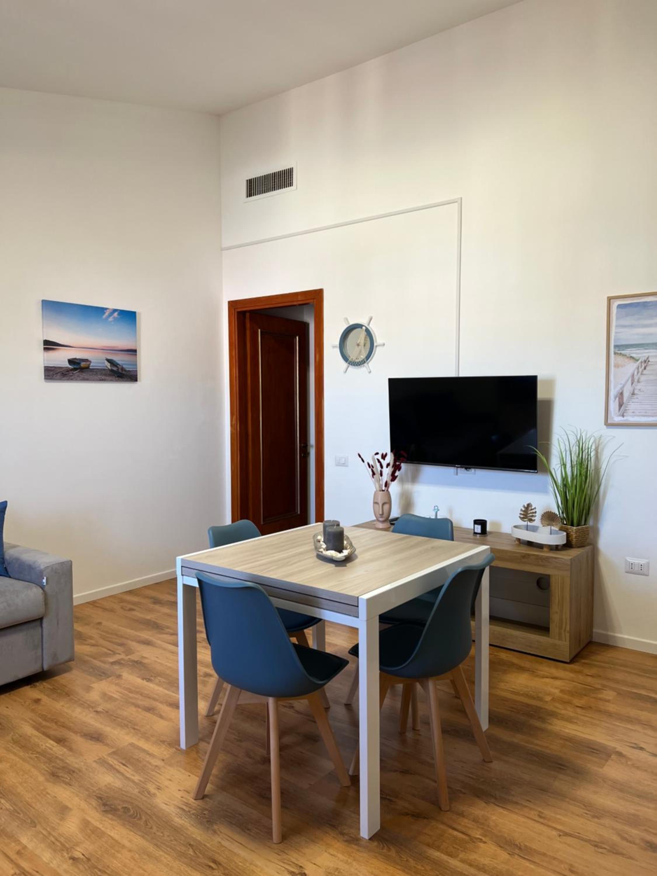 One-Bedroom Apartment photo 3
