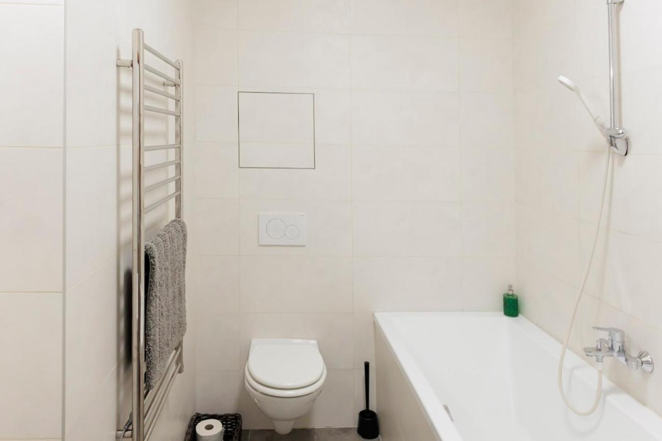 One-Bedroom Apartment - Photo 20