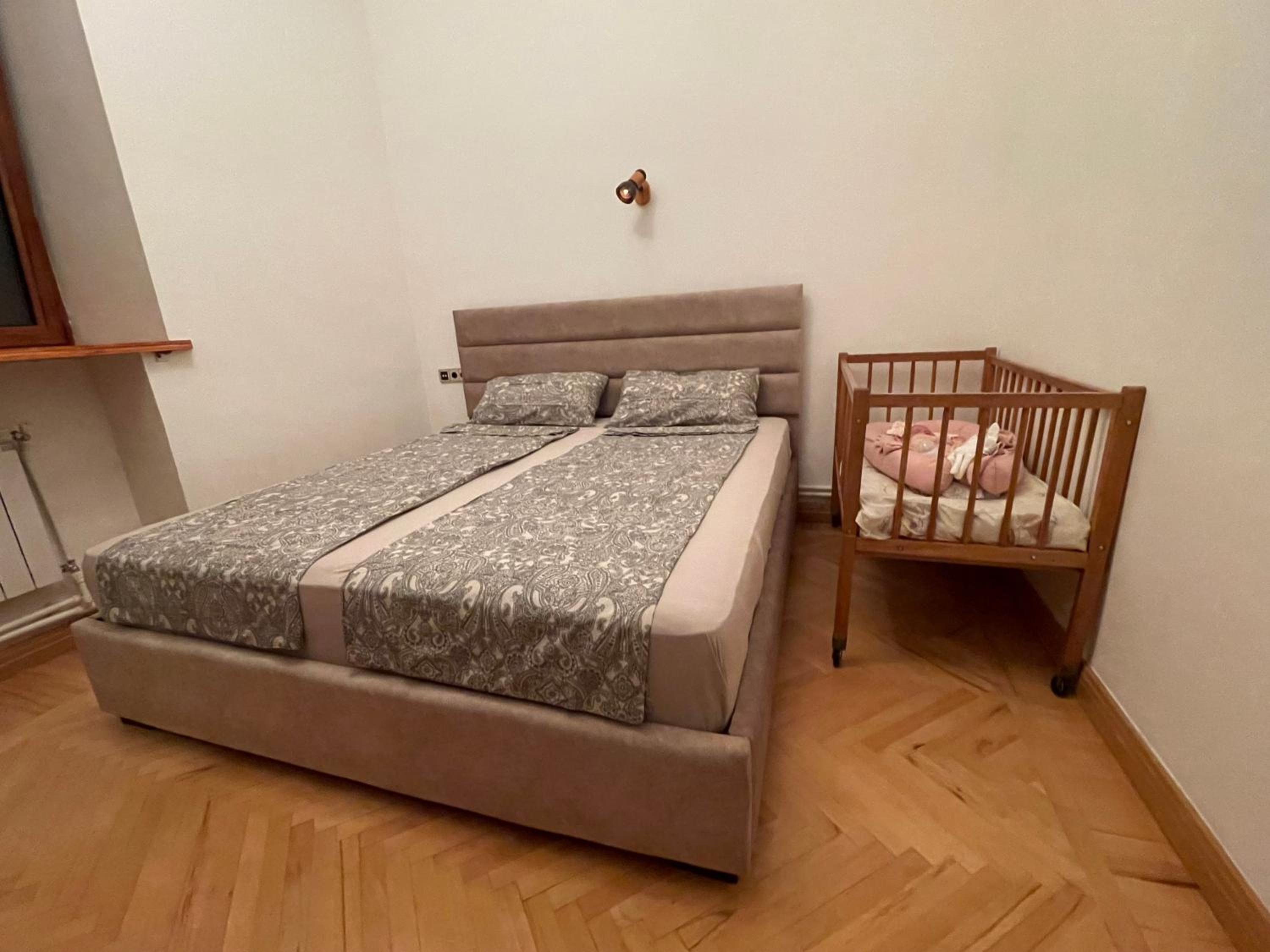 Four-Bedroom House photo 1