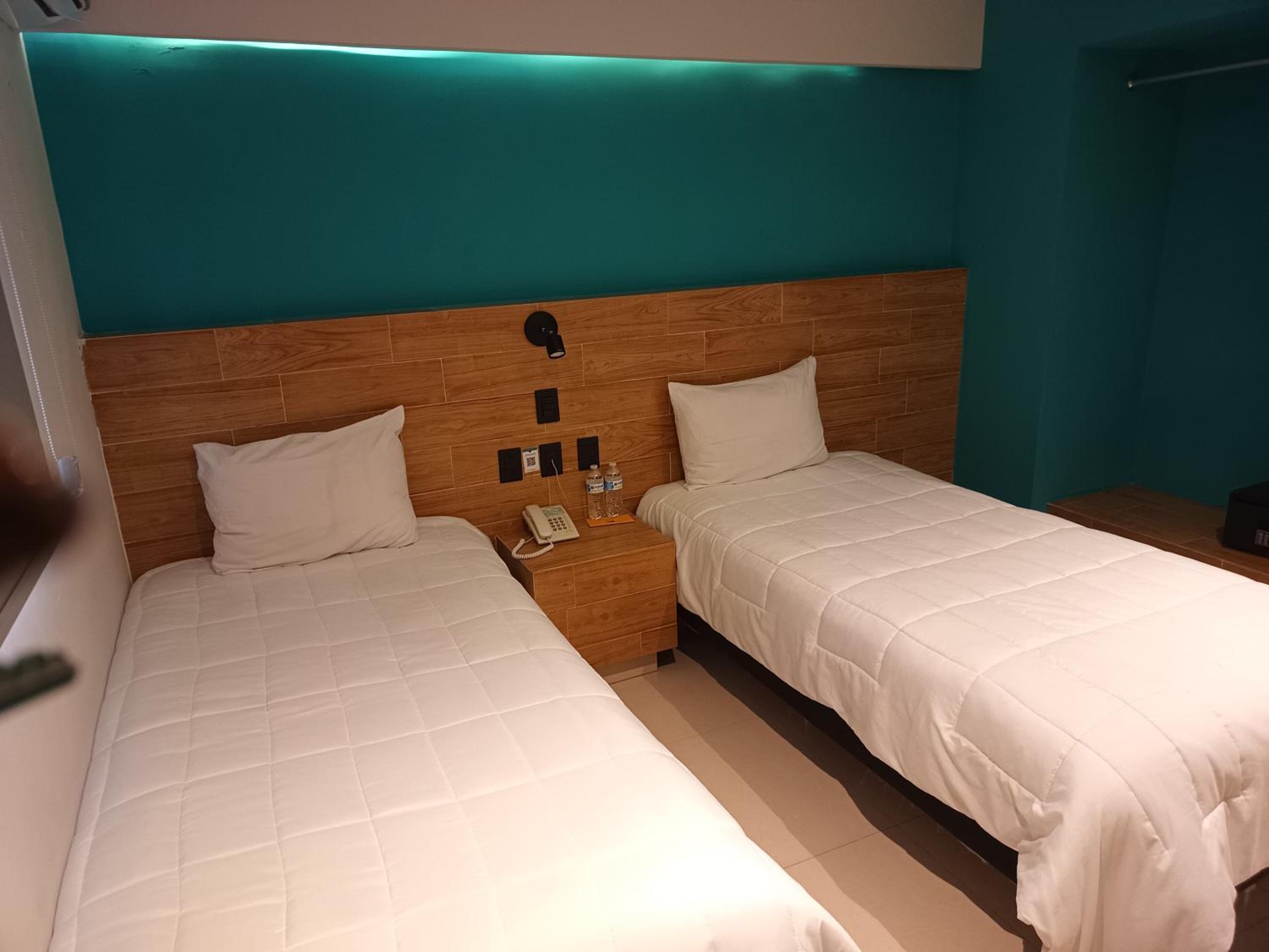Double Room - Photo 22