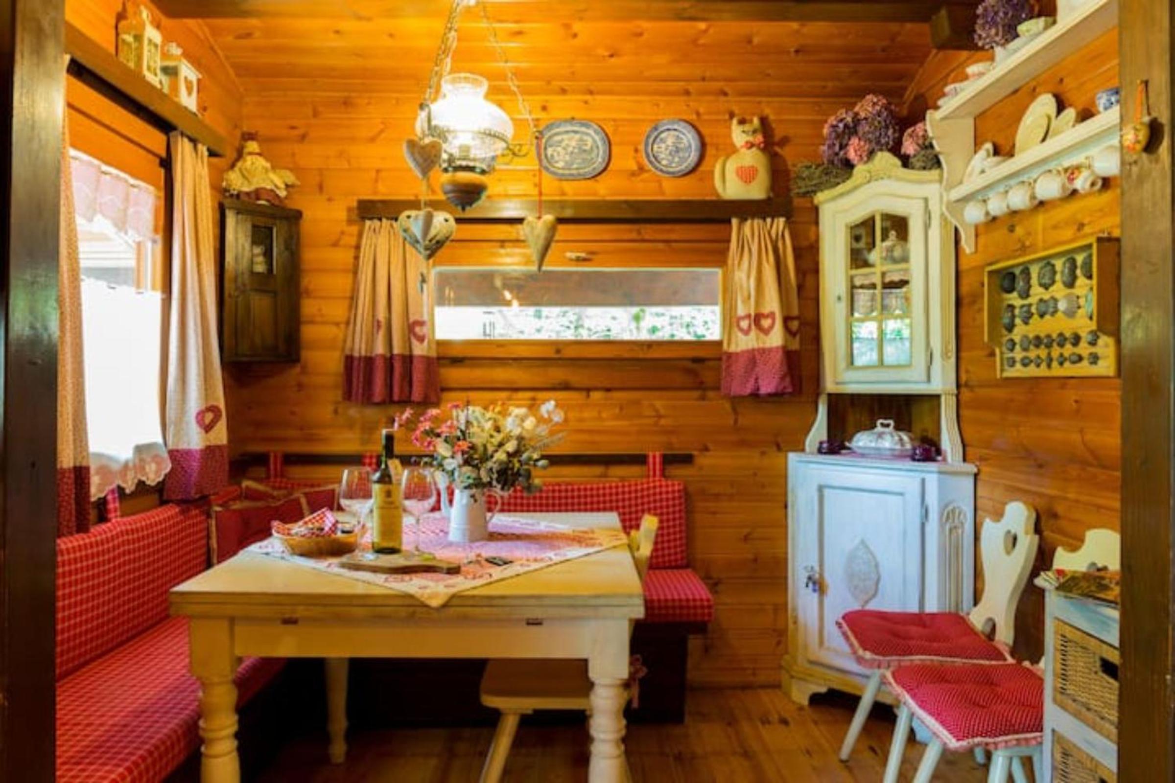 Three-Bedroom Chalet photo 2