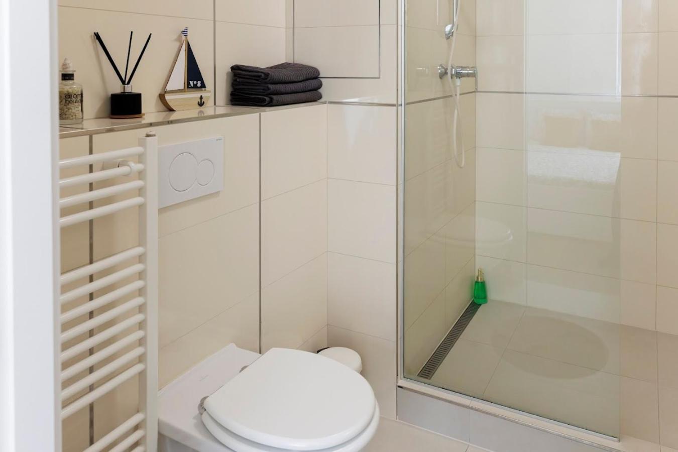 One-Bedroom Apartment - Photo 45
