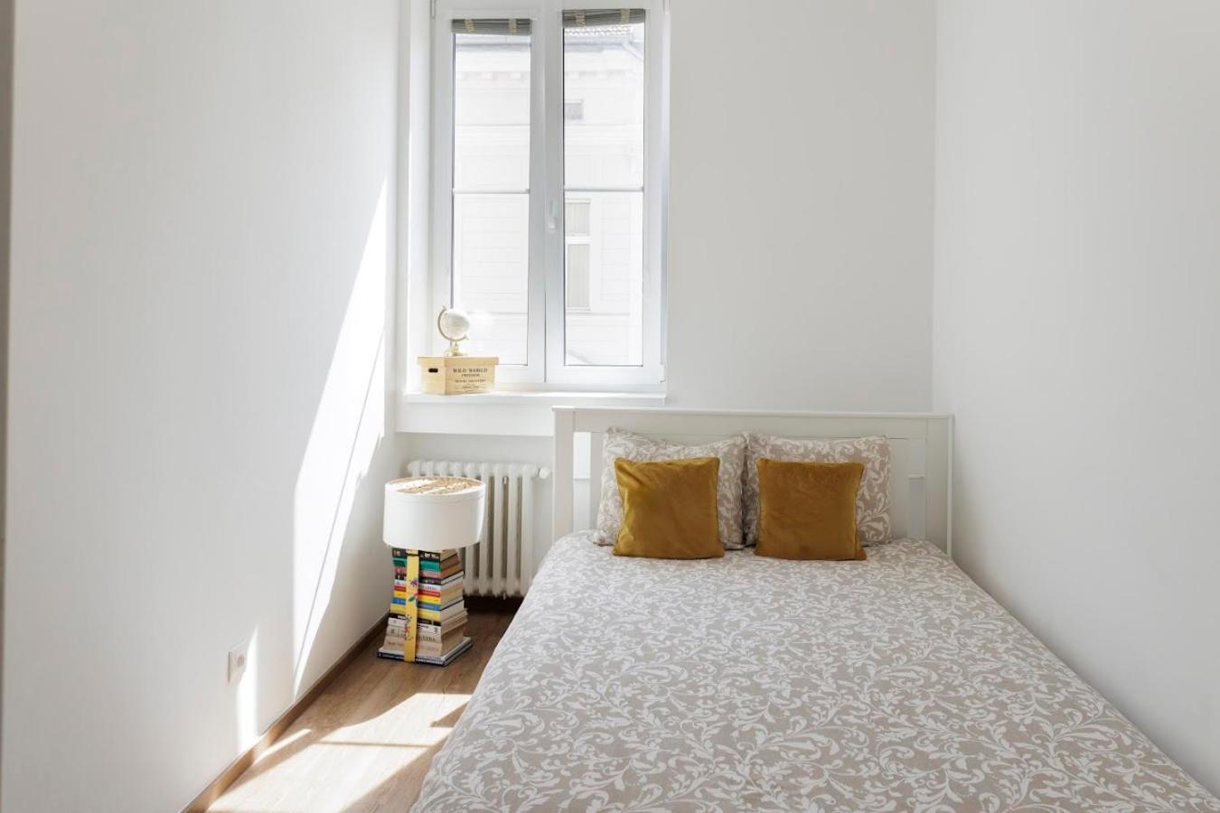 One-Bedroom Apartment - Photo 25