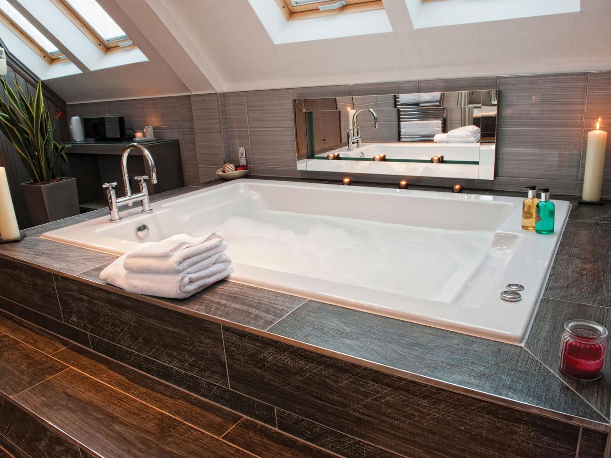 Ailsa Suite photo 1