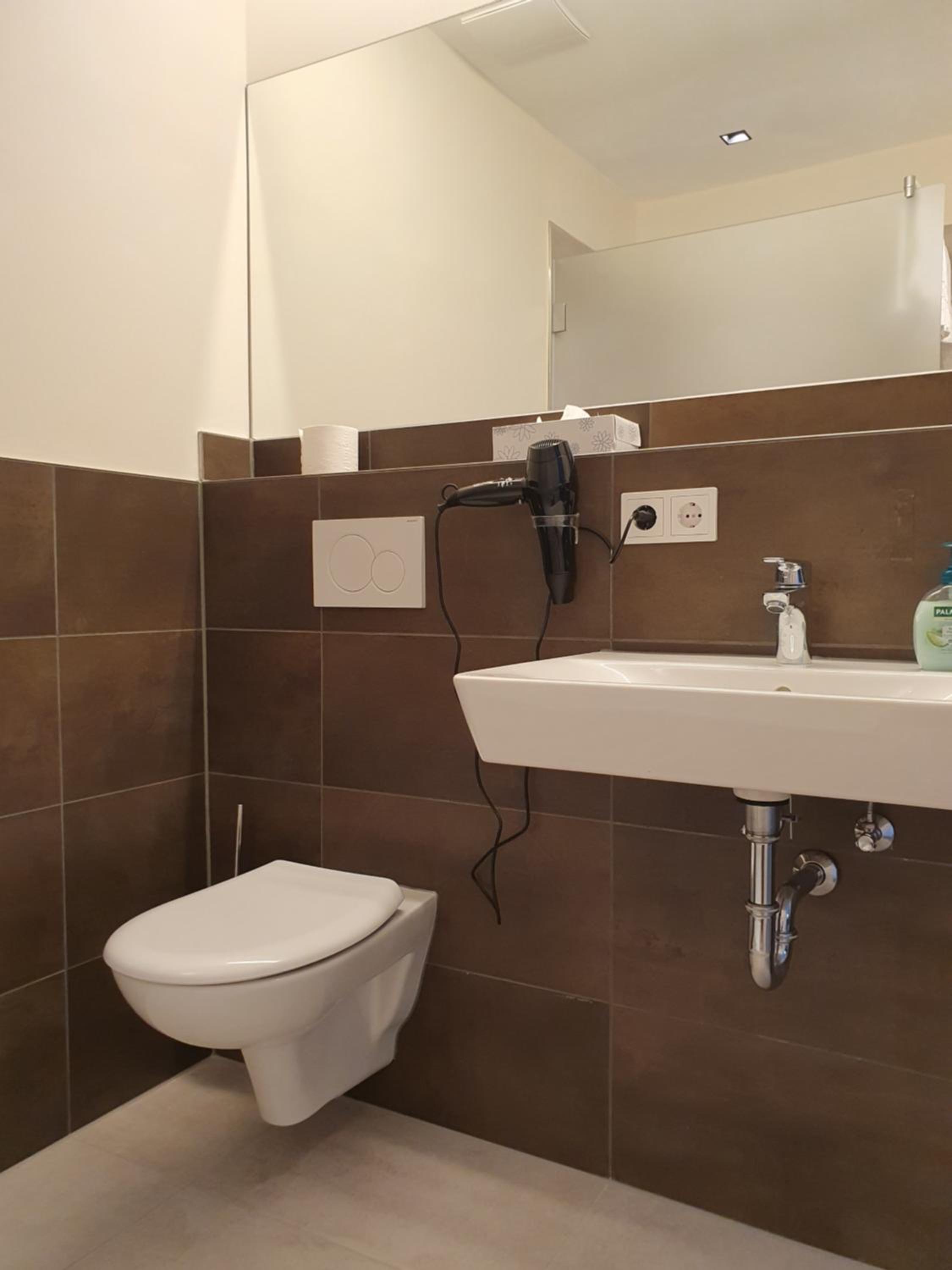 Deluxe Junior Suite photo 3