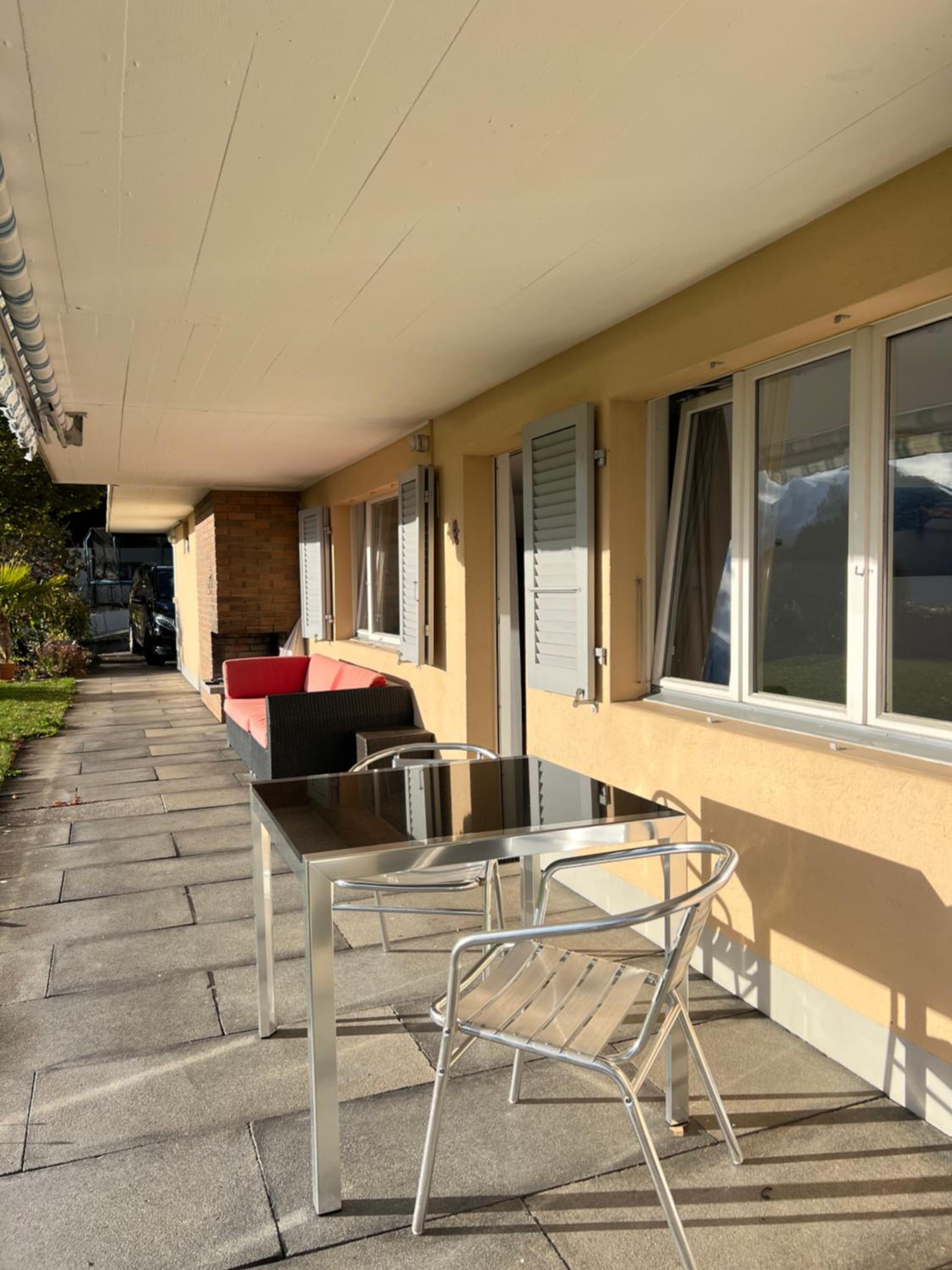 One-Bedroom Apartment with Balcony and Mountain View photo 3