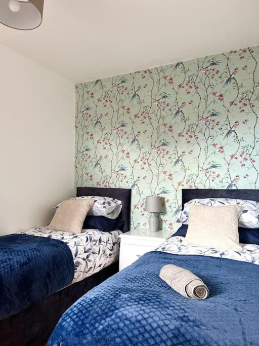 Three-Bedroom House photo 1