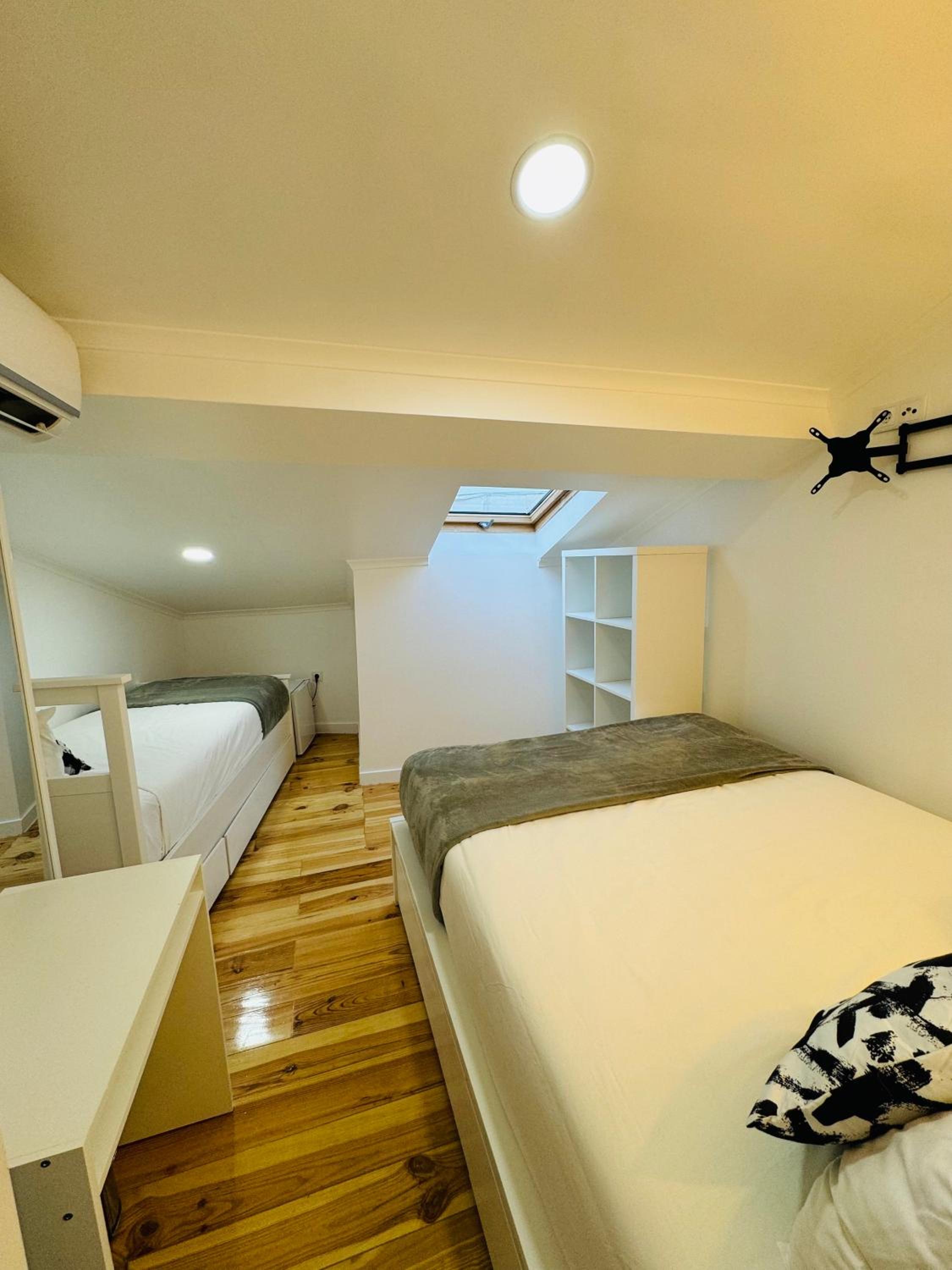 Triple Room with Private Bathroom photo 1