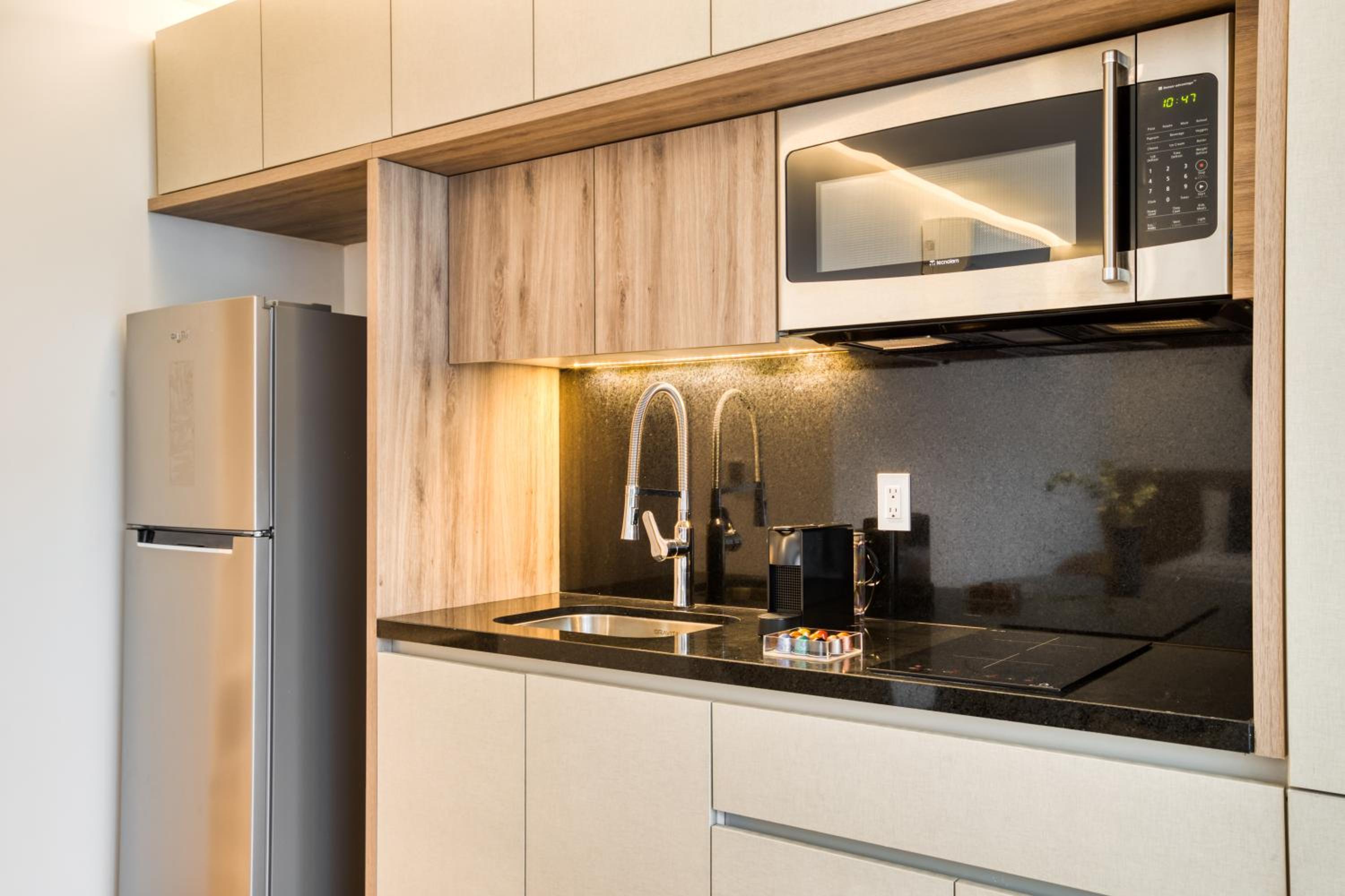 Two-Bedroom Apartment with a Terrace - Photo 11