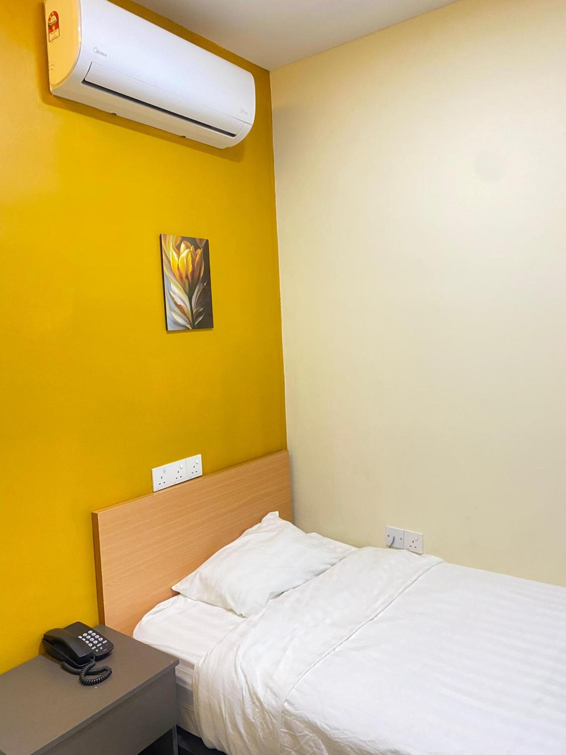 Deluxe Single Room photo 1
