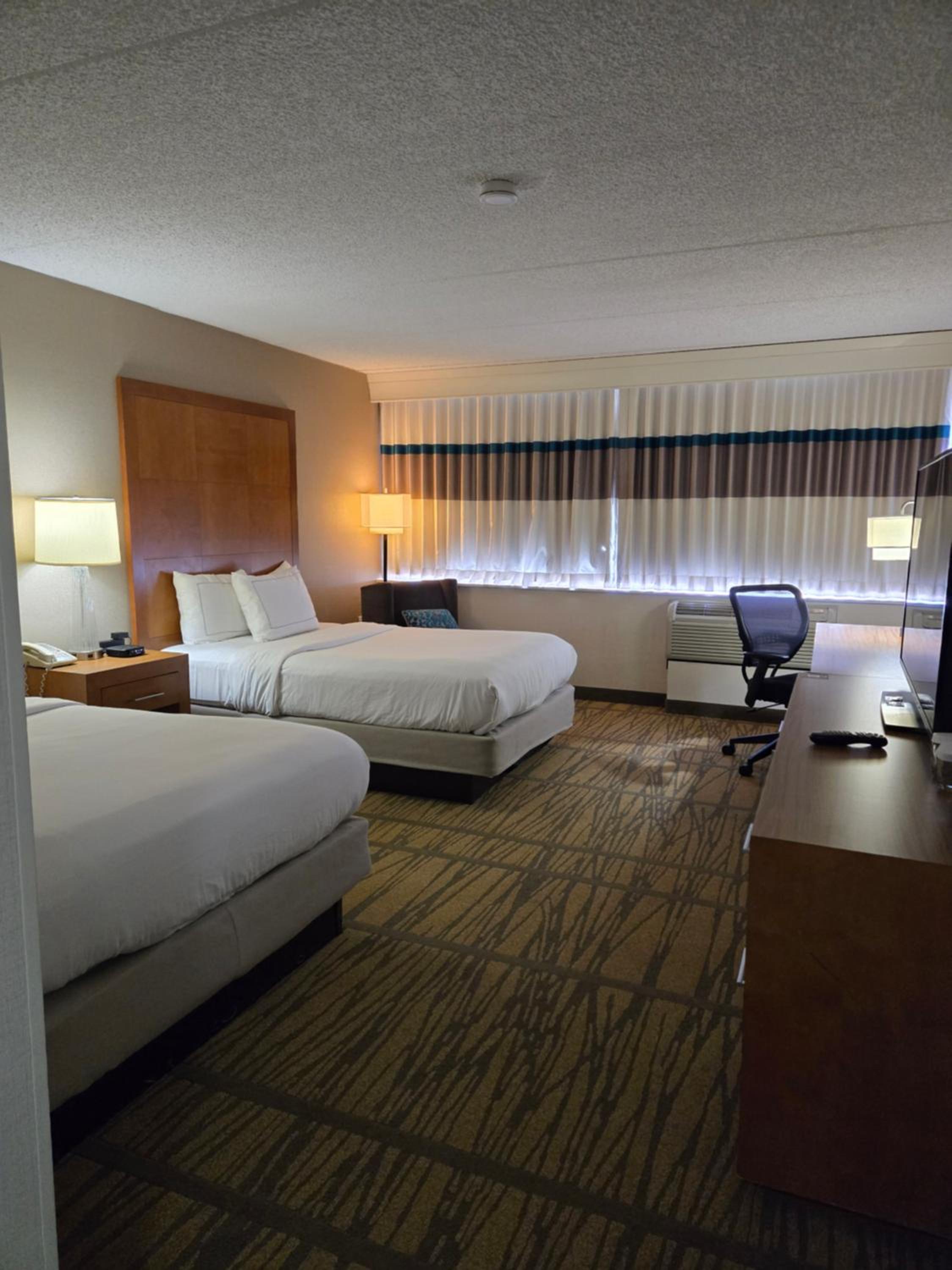 Double Room With Two Double Beds - Non-Smoking - Photo 3