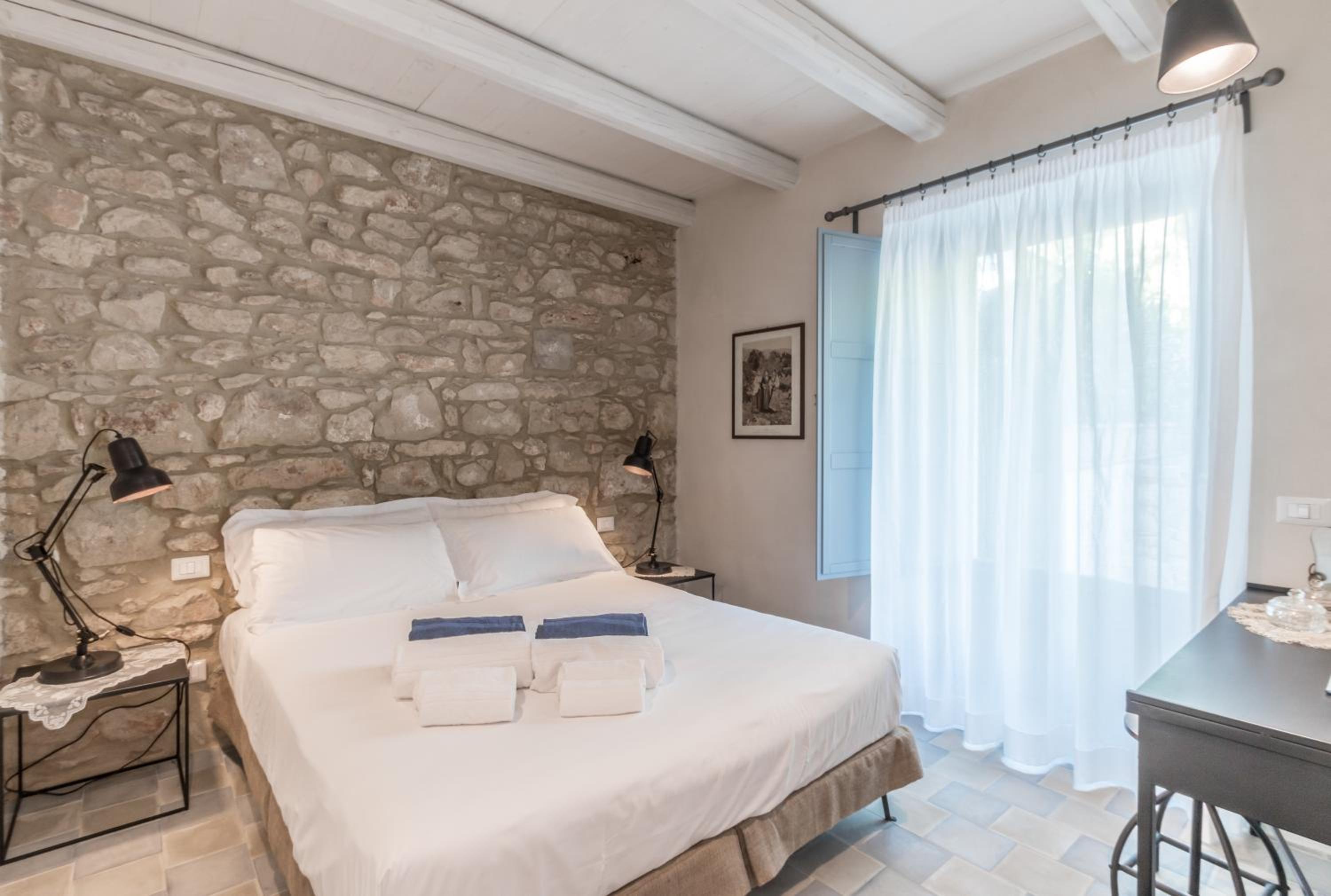 Two-Bedroom Apartment Split Level with Sea View