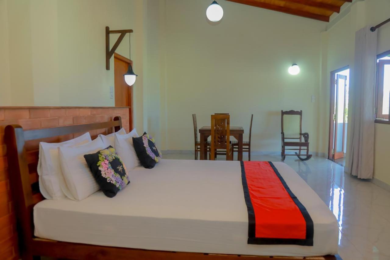 Deluxe Double Room with Balcony and Sea View photo 1