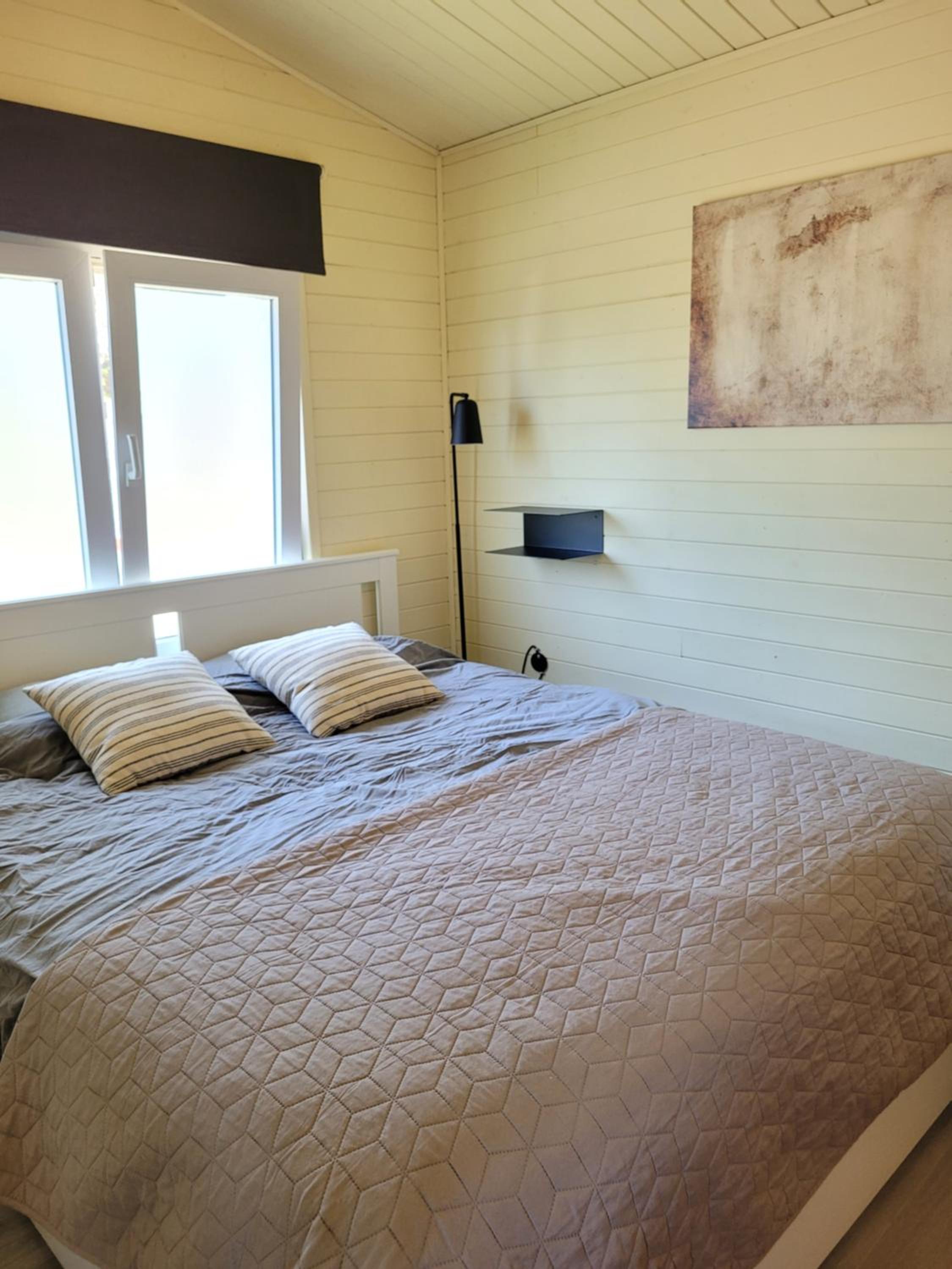 One-Bedroom House photo 1