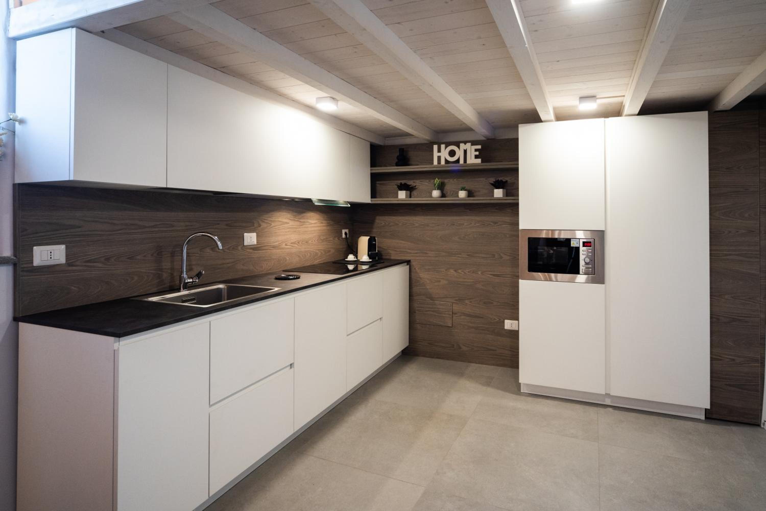Studio Apartment photo 2