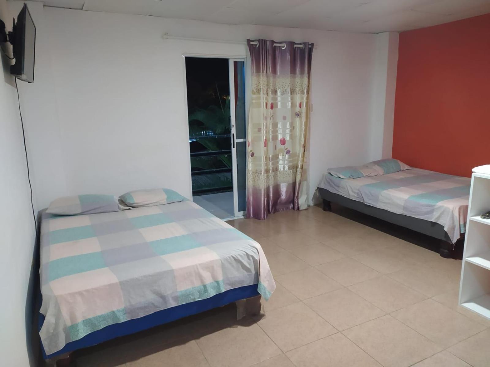 Deluxe Double or Twin Room photo 1