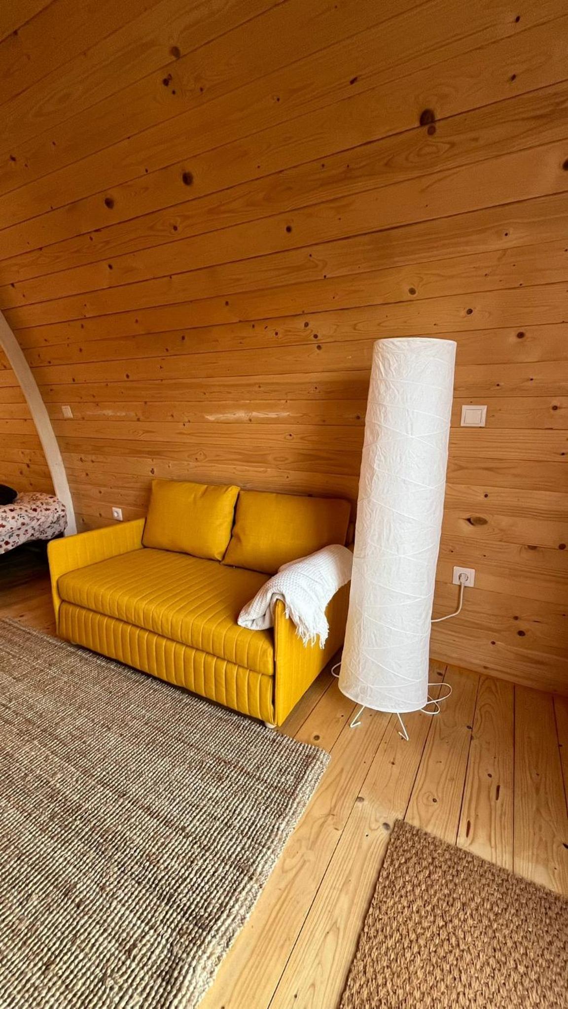 Mobile Home - Photo 2