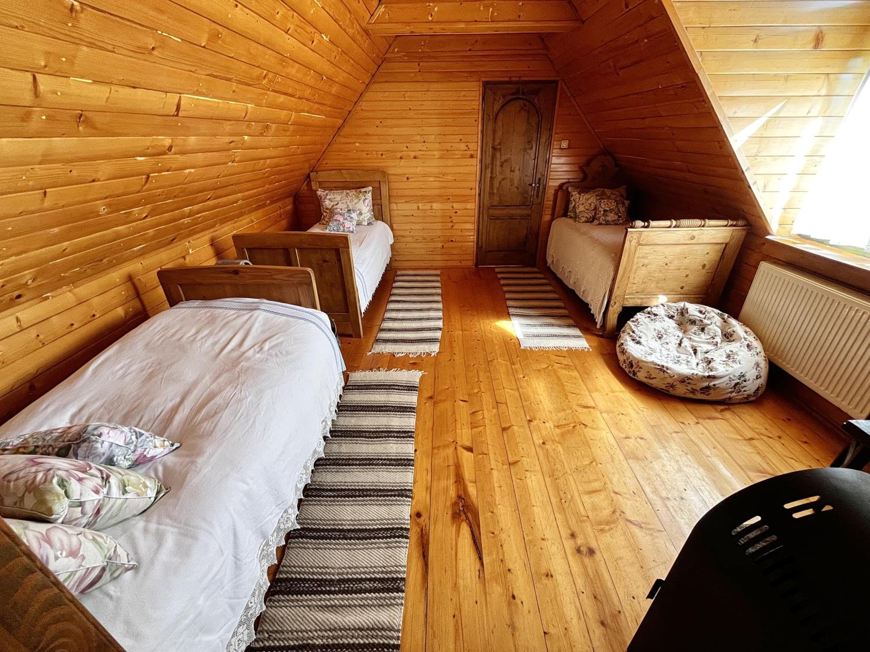 Three-Bedroom House photo 1
