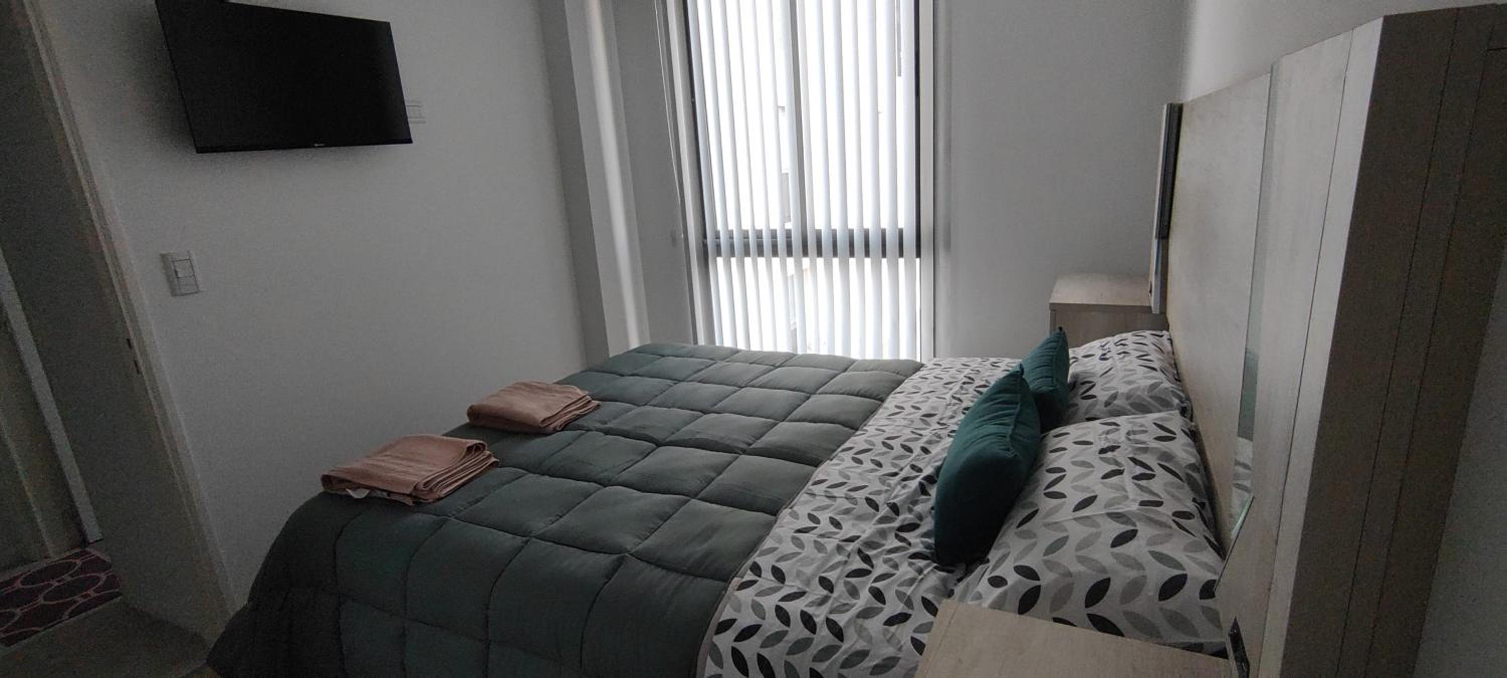 One-Bedroom Apartment photo 1