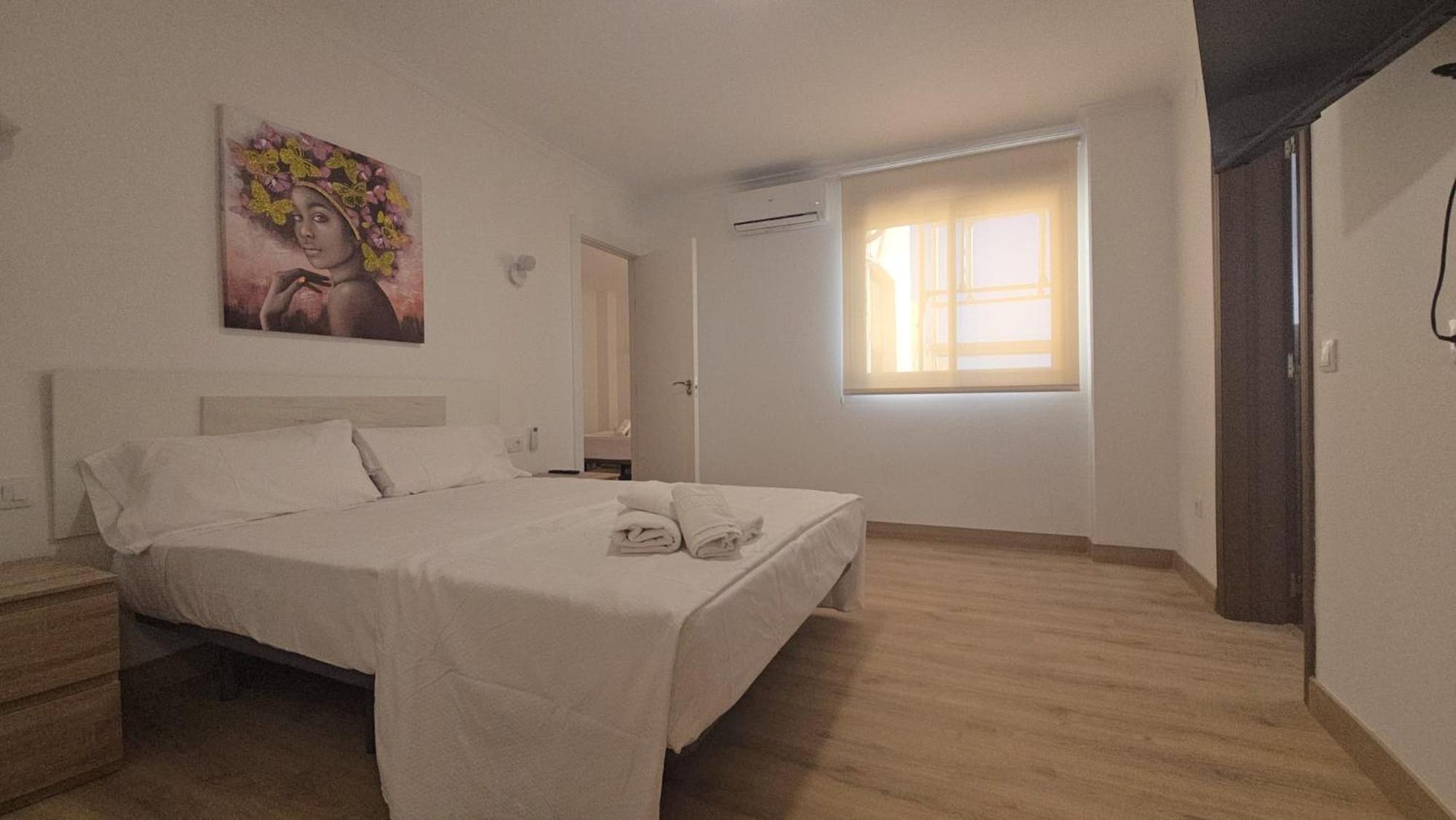 Habitación Doble con Baño Privado
