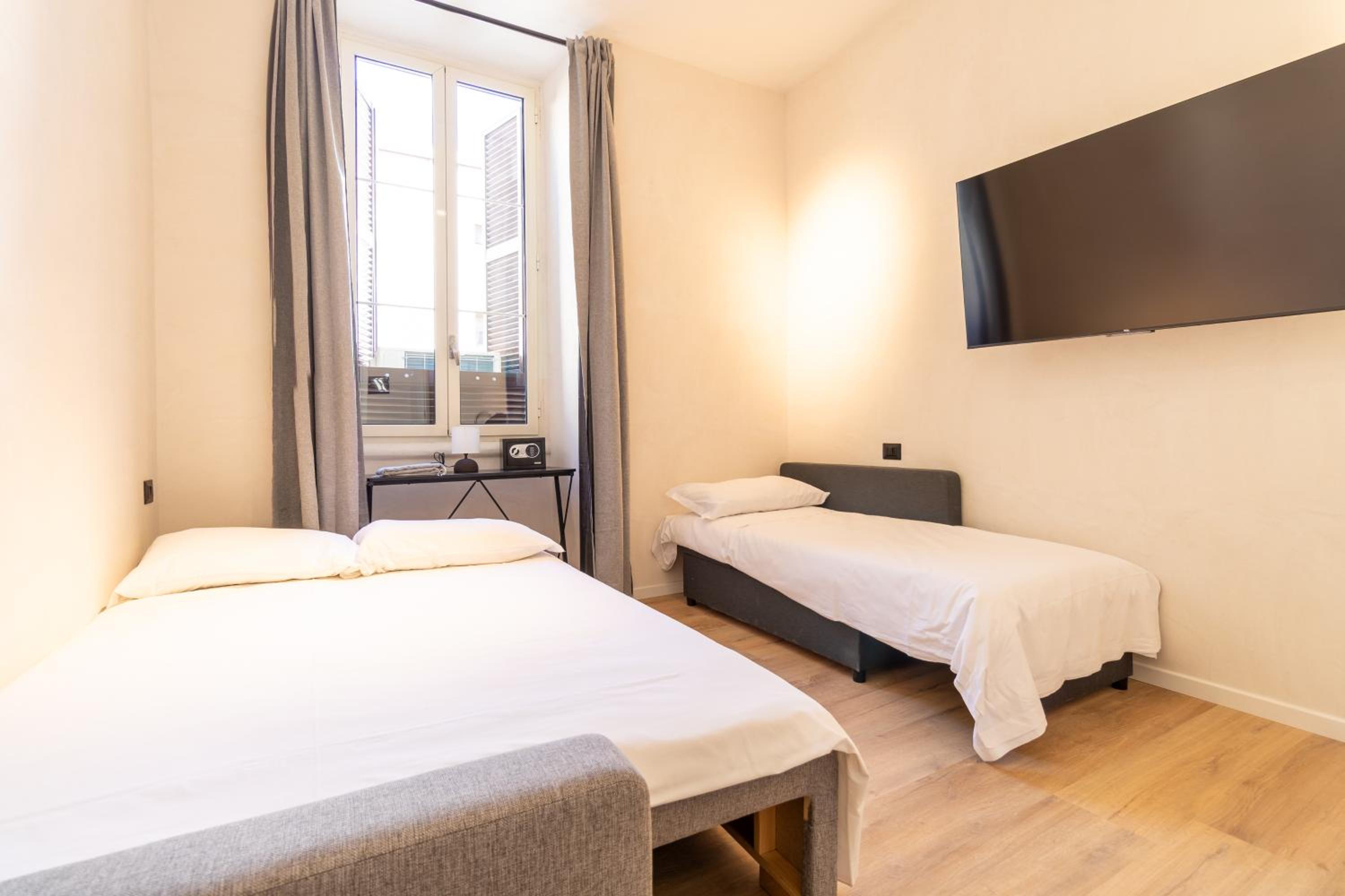 Triple Room with Private Bathroom